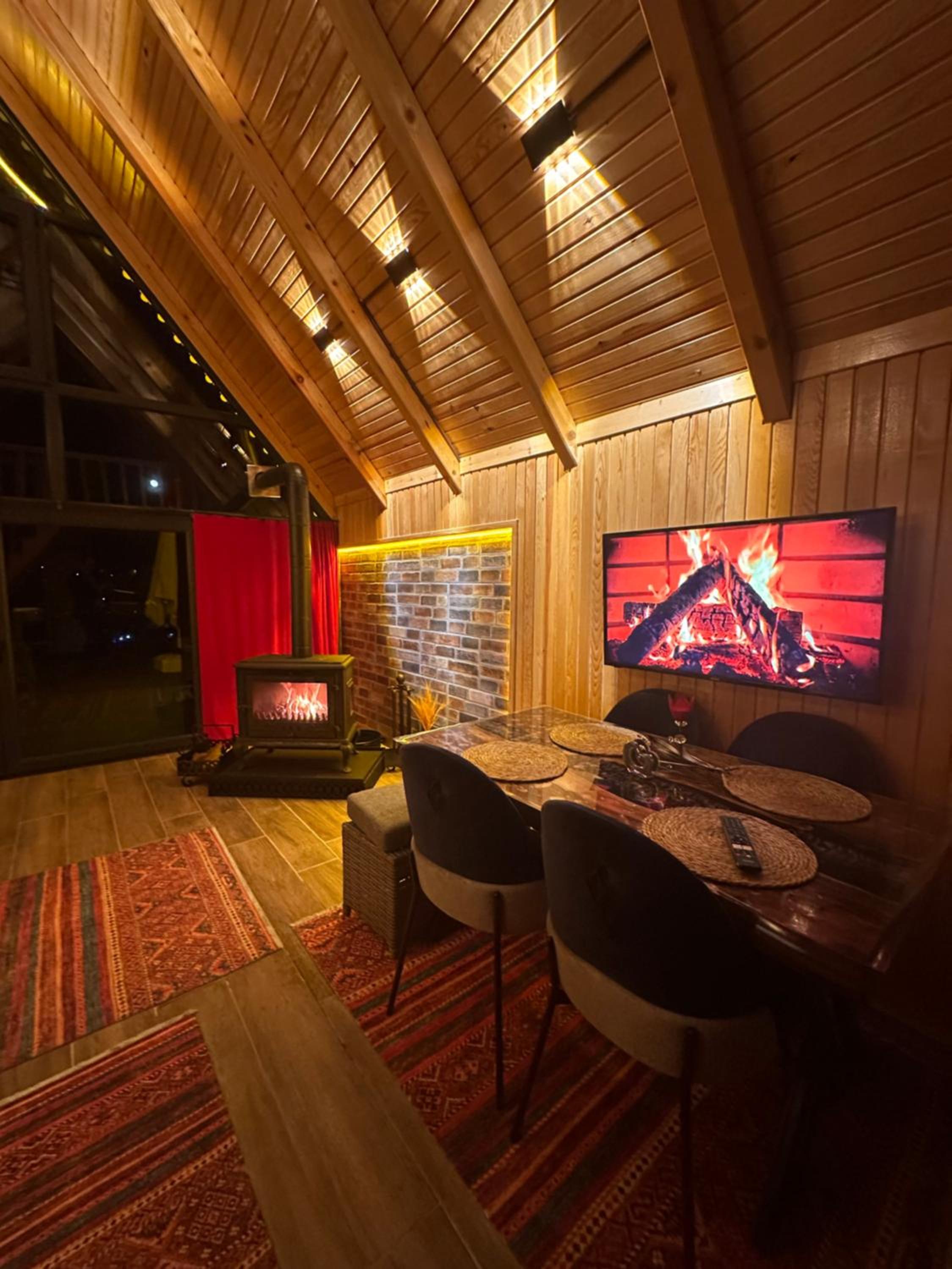 Suite with Terrace - Photo 24