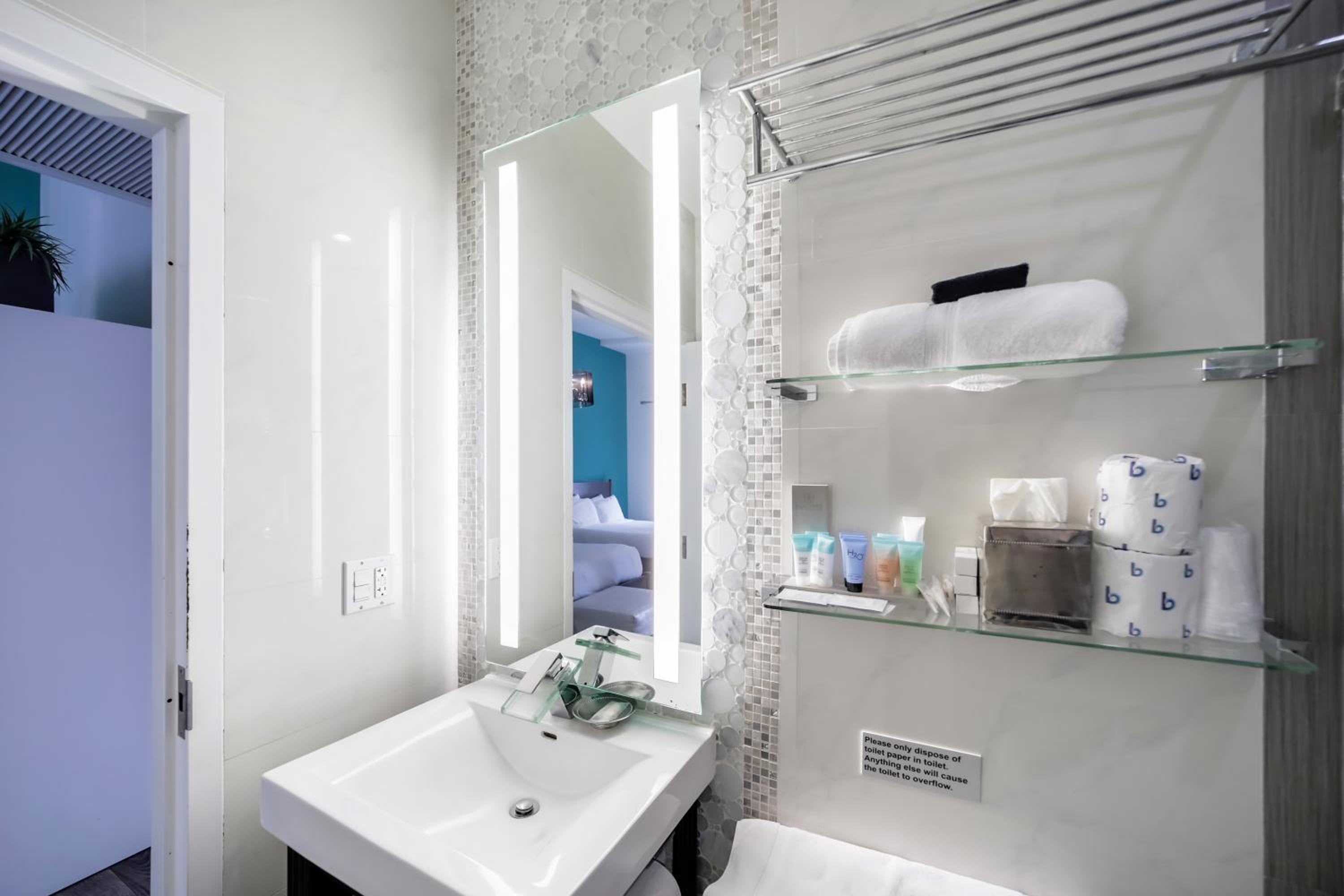 Deluxe Double Full Room (Self Check-in)