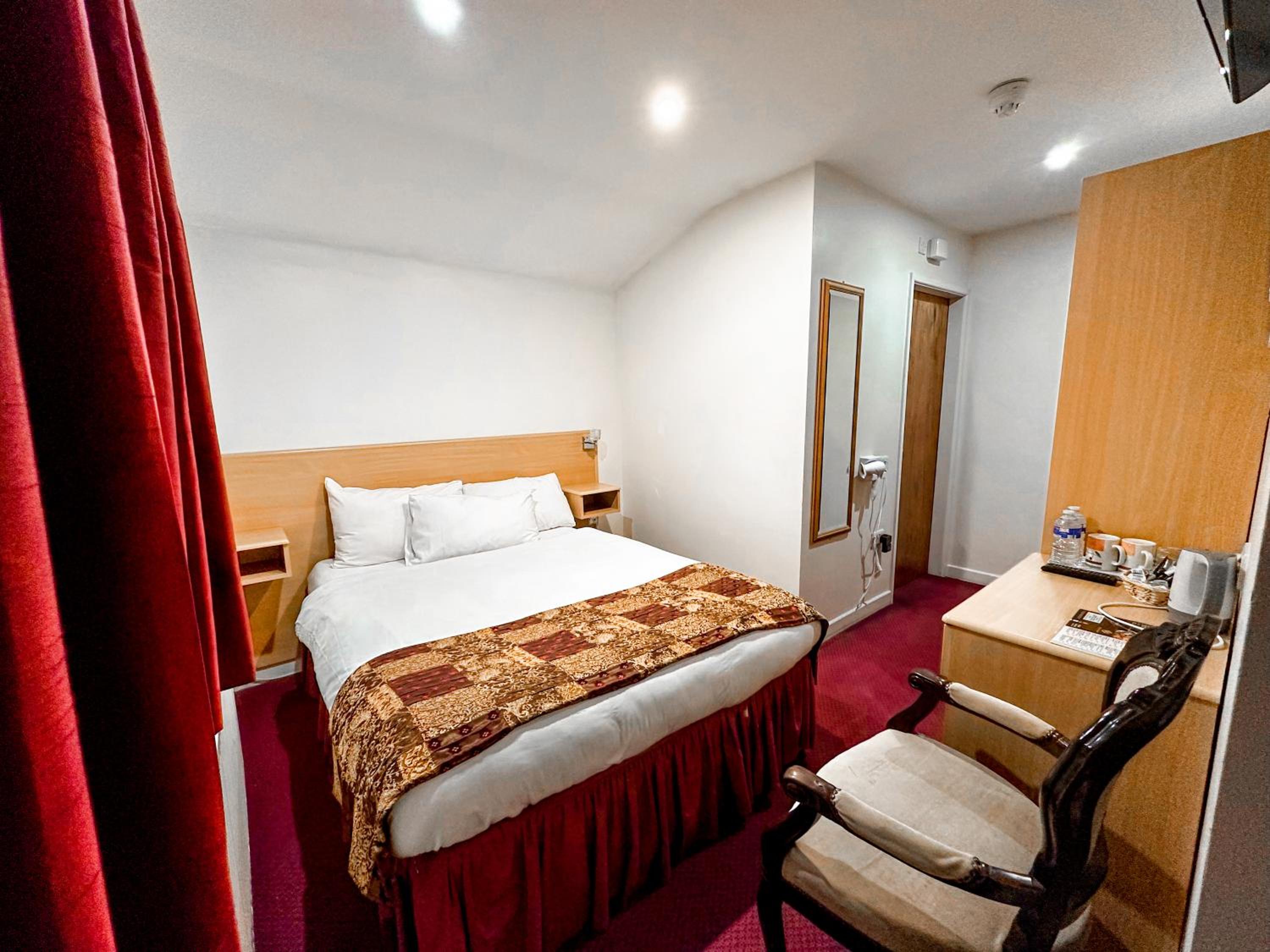 Double Room - Photo 1