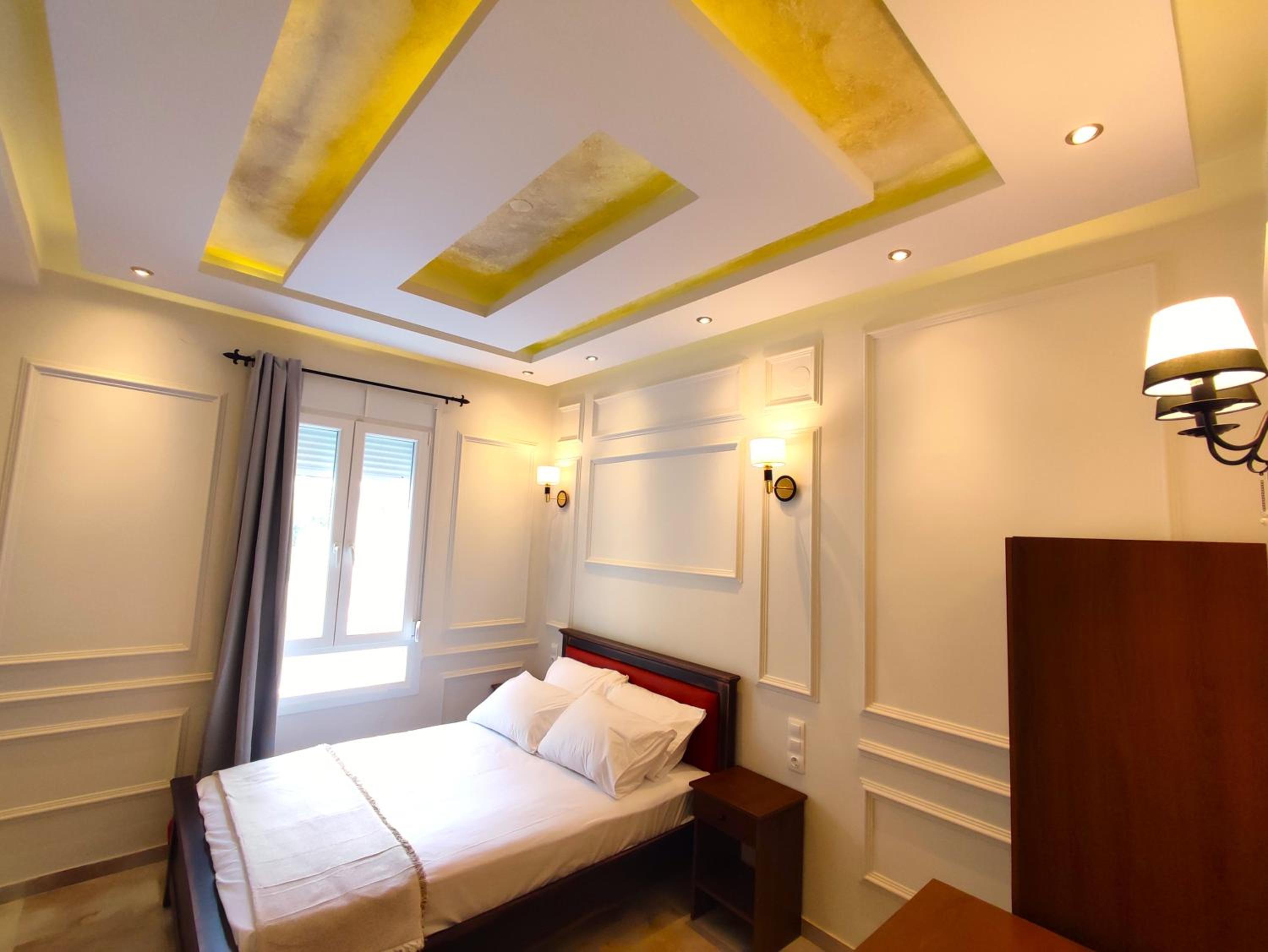 Deluxe Suite photo 3