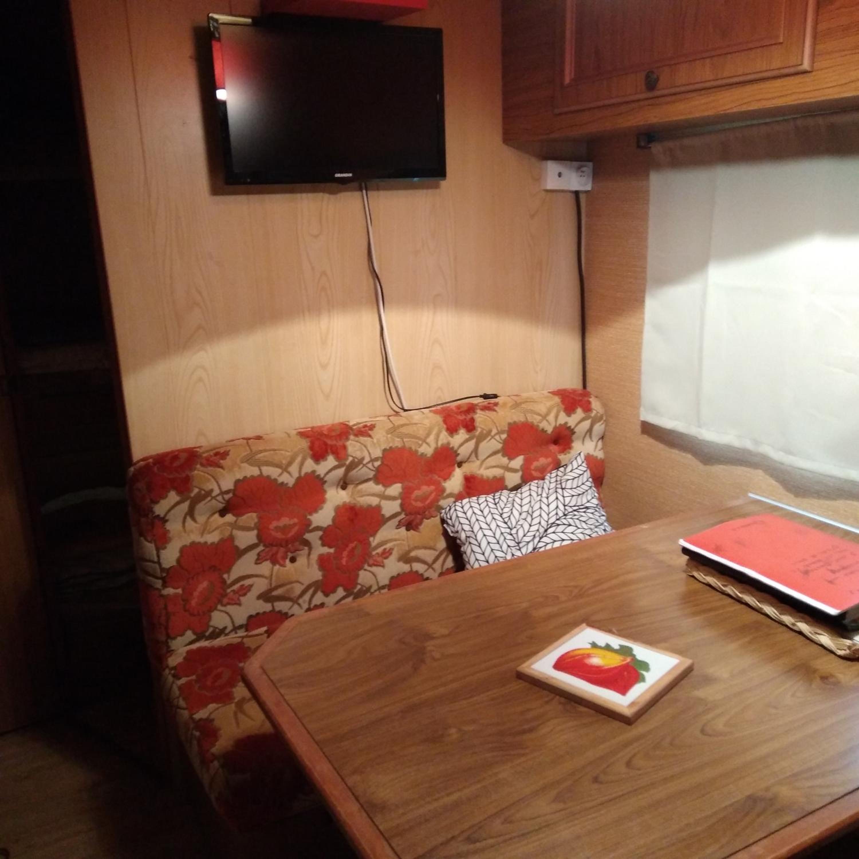 Caravan - Photo 23