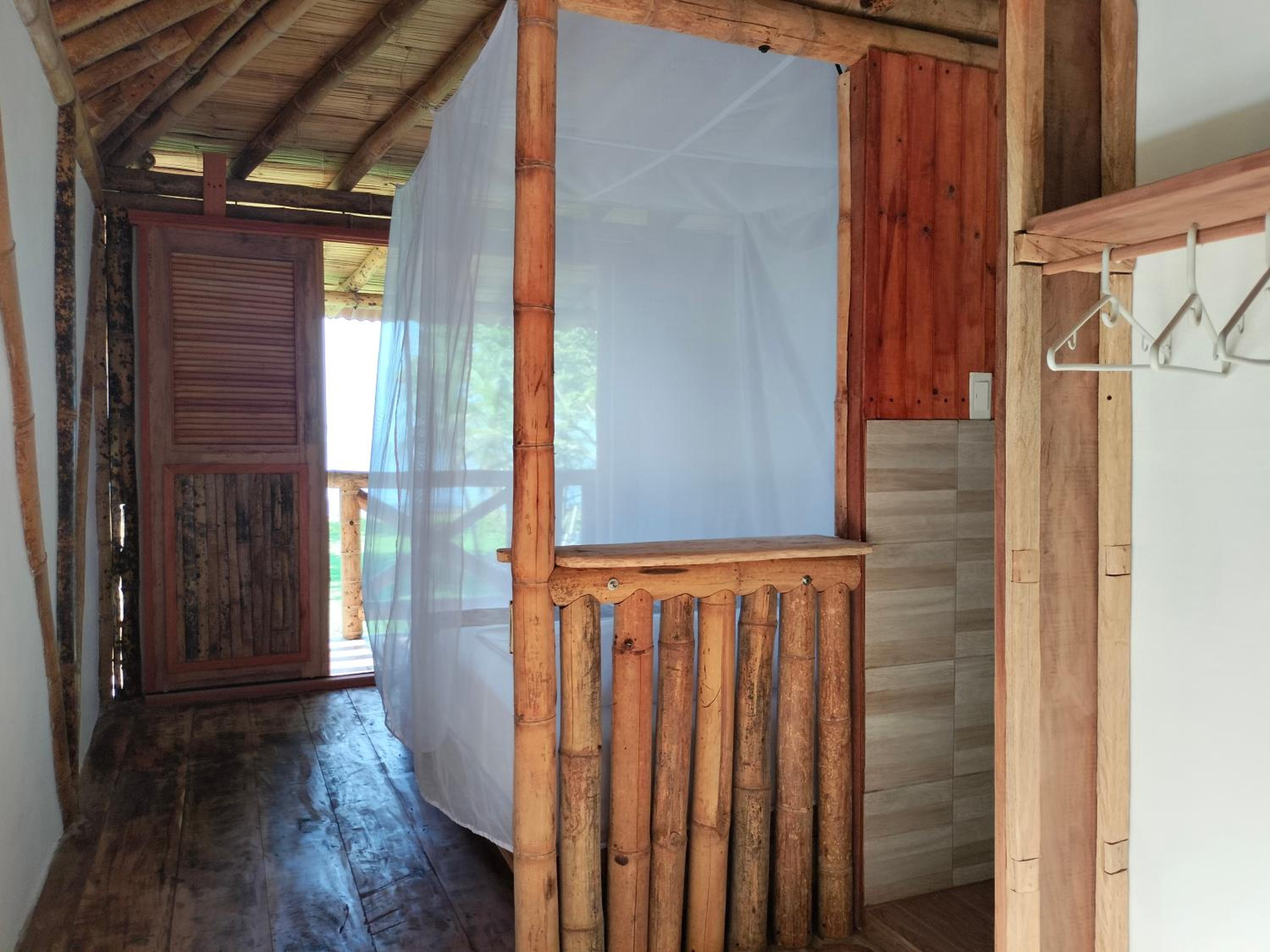Double Room with Balcony and Sea View photo 3