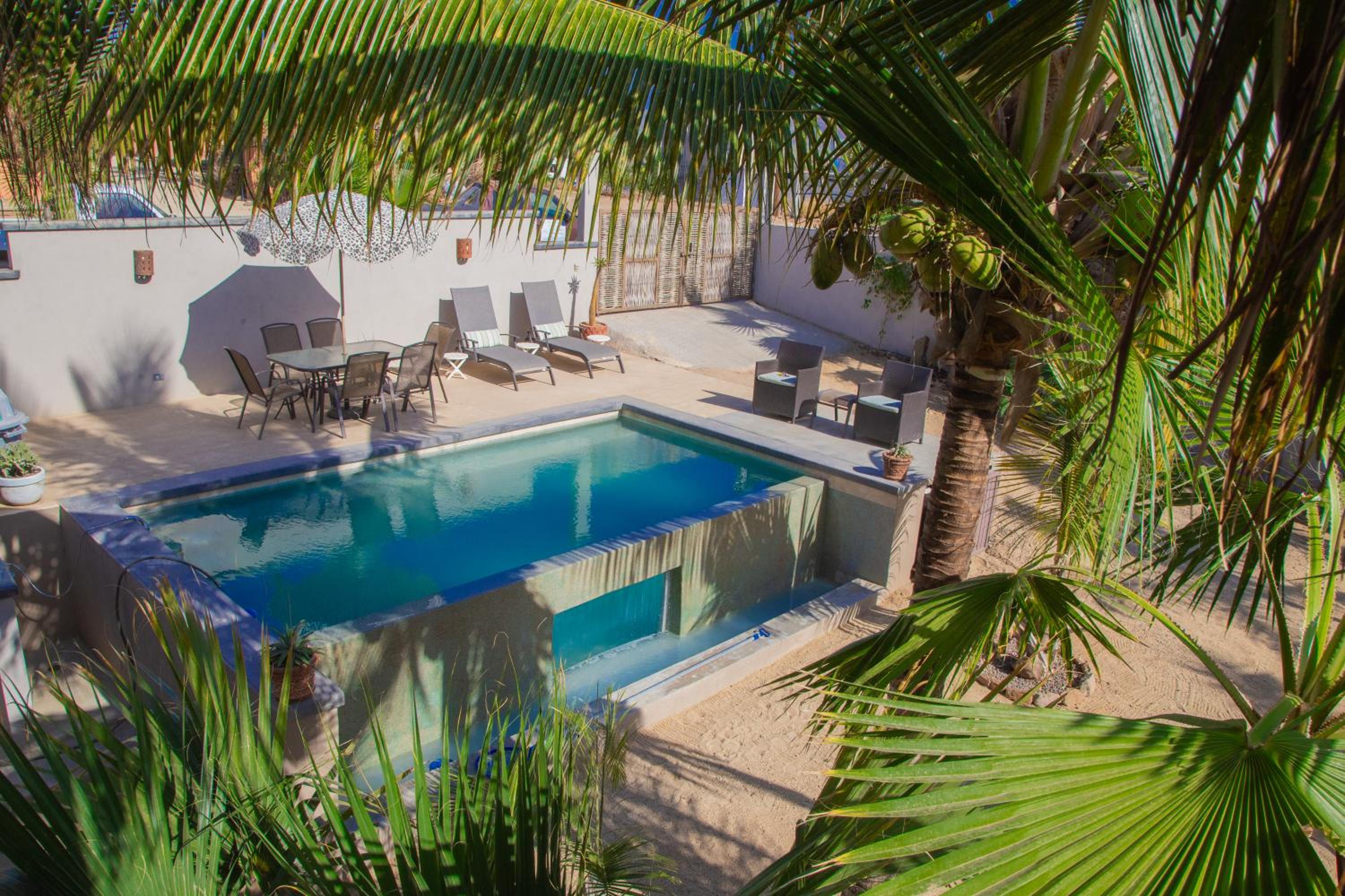 Apartment with Pool View  photo 2