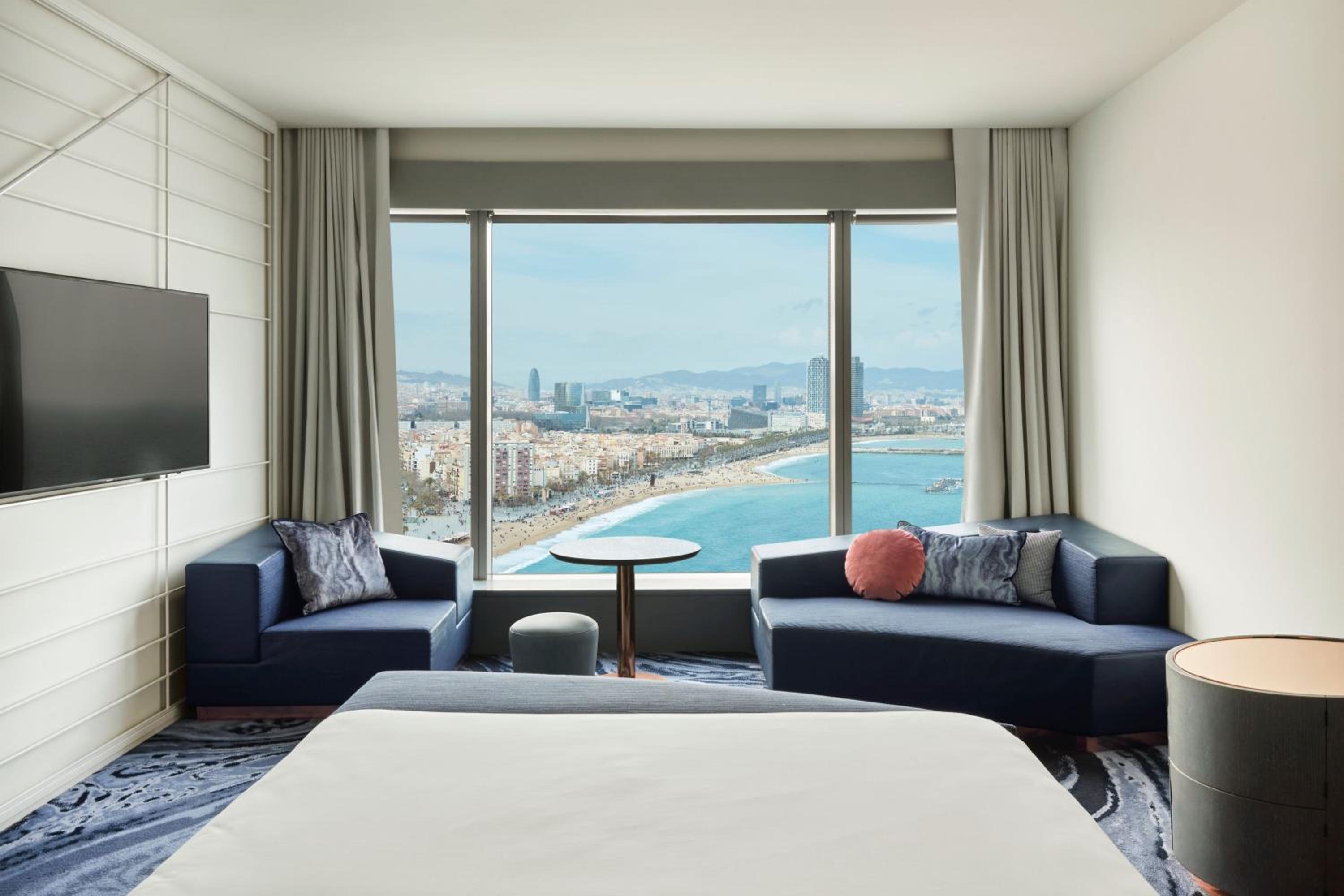 Fabulous Sky King Room