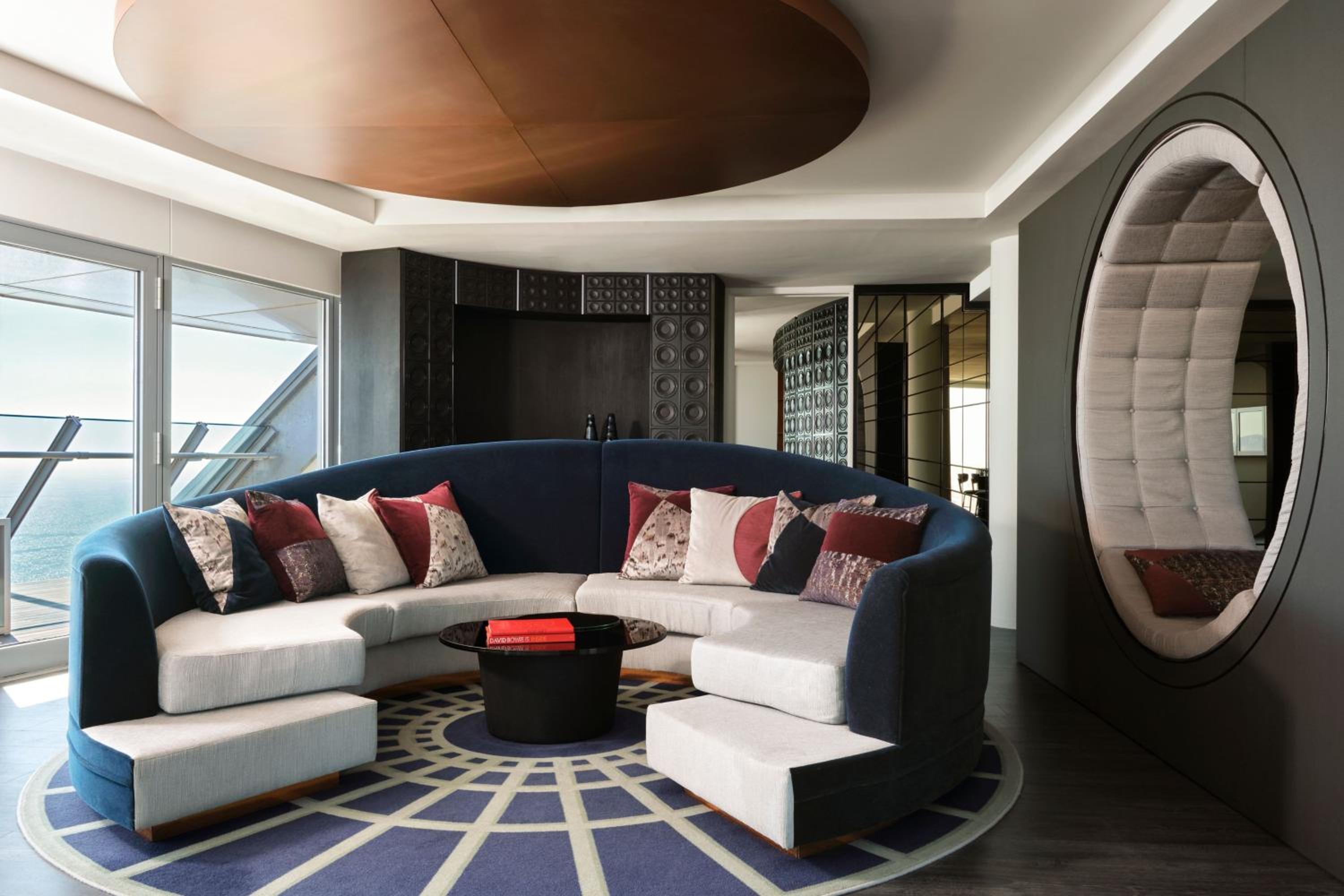 Extreme Wow Three-Bedroom Presidential Suite with Terrace - Seafront