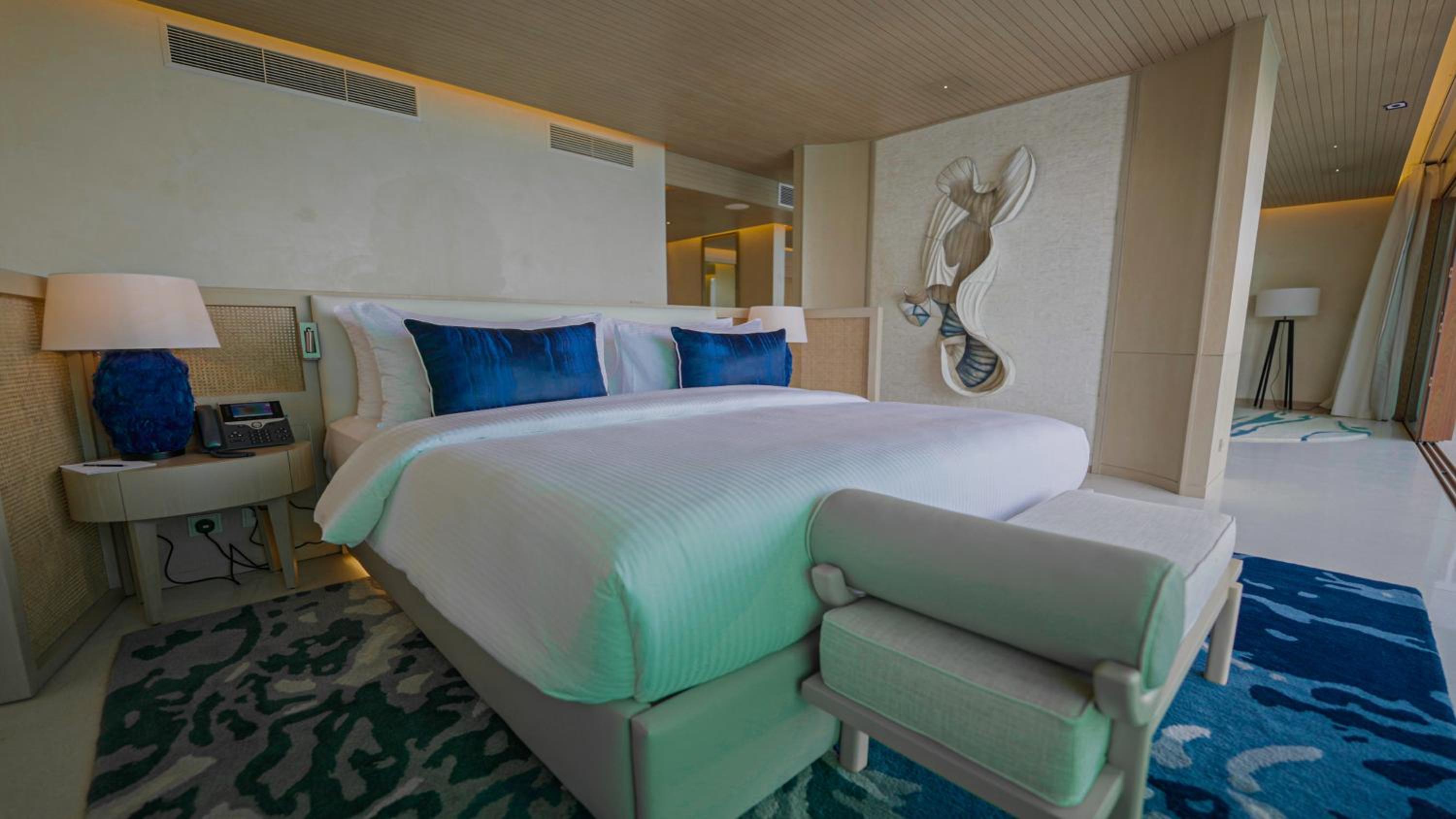 Water Bungalow Suite photo 3