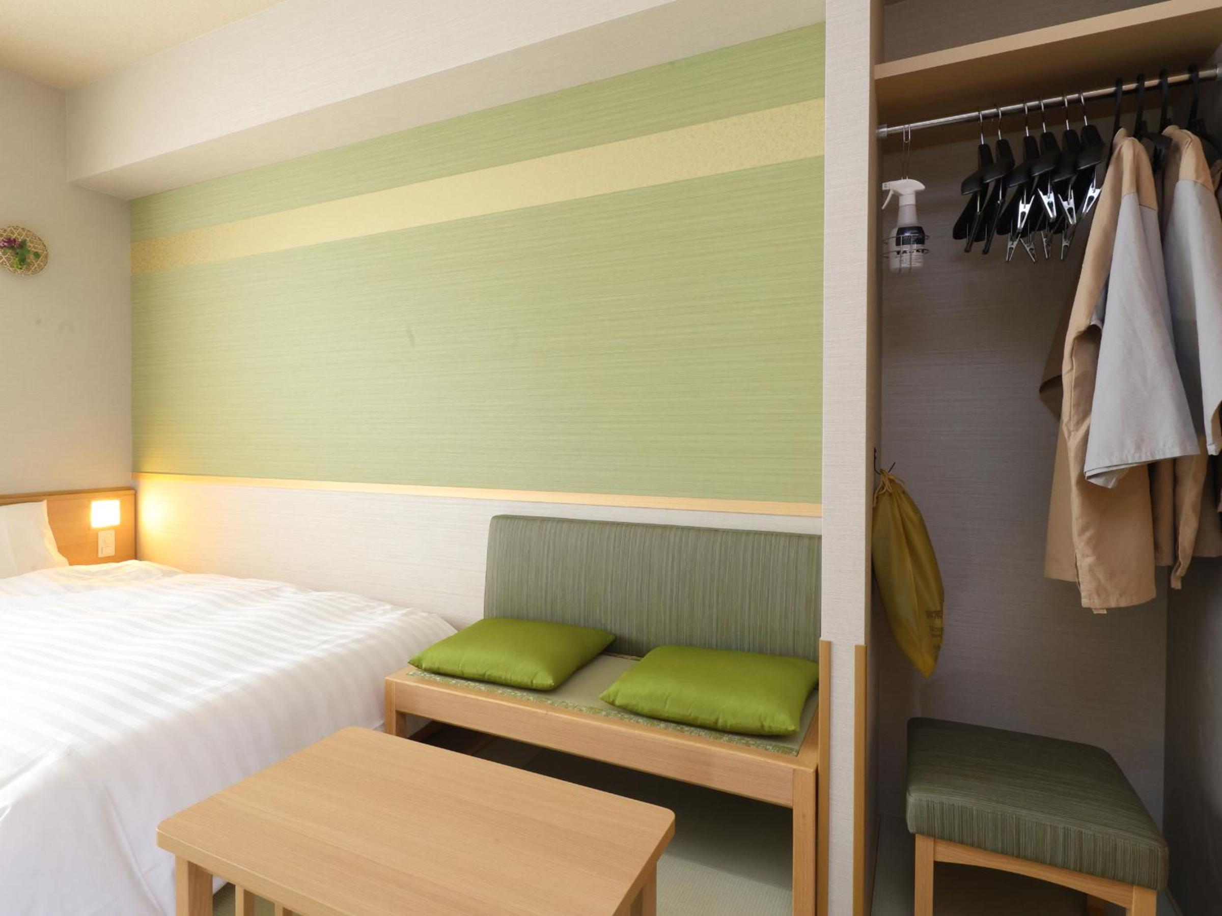 Standard Twin Room - Photo 1