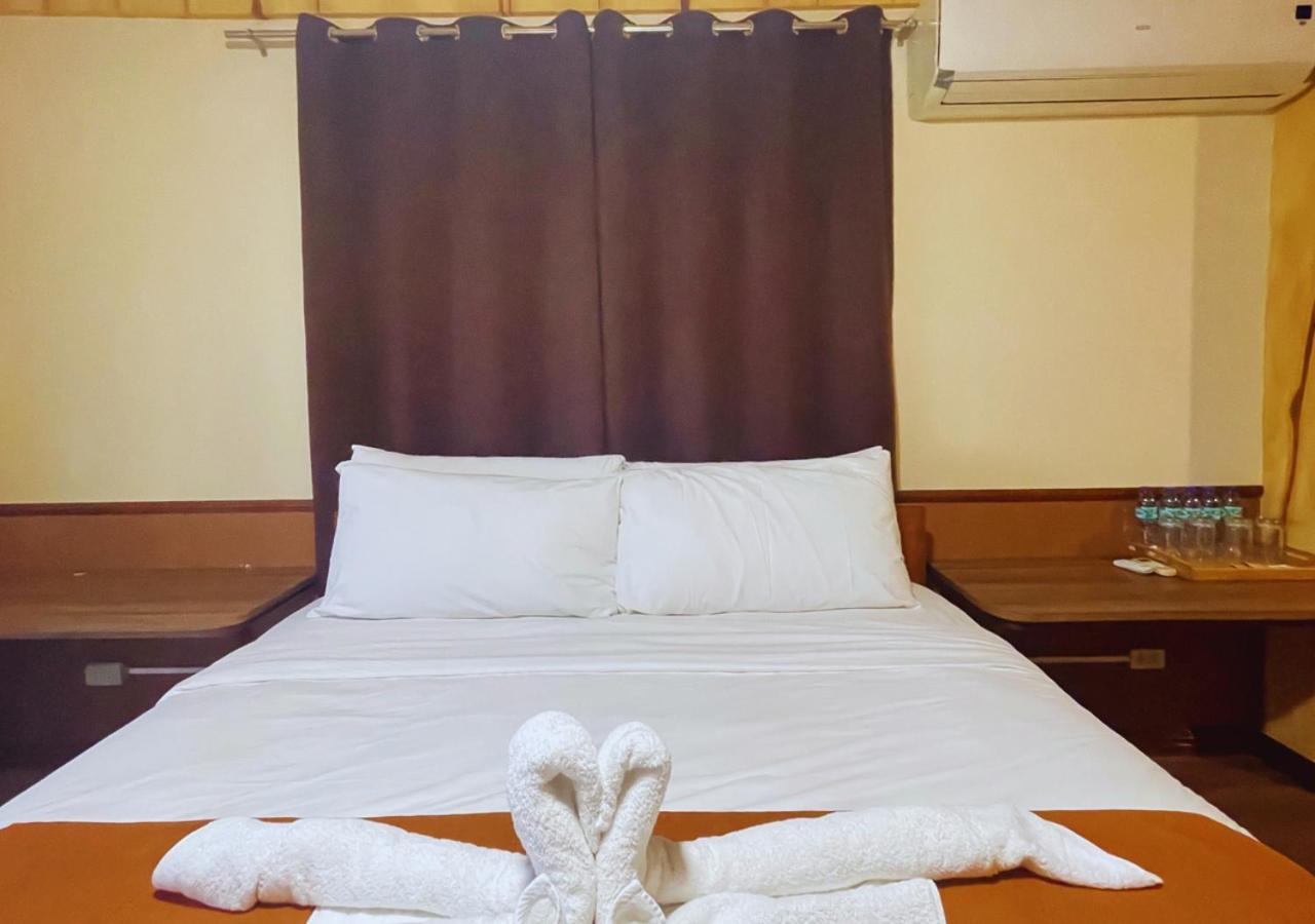 Deluxe Family Suite