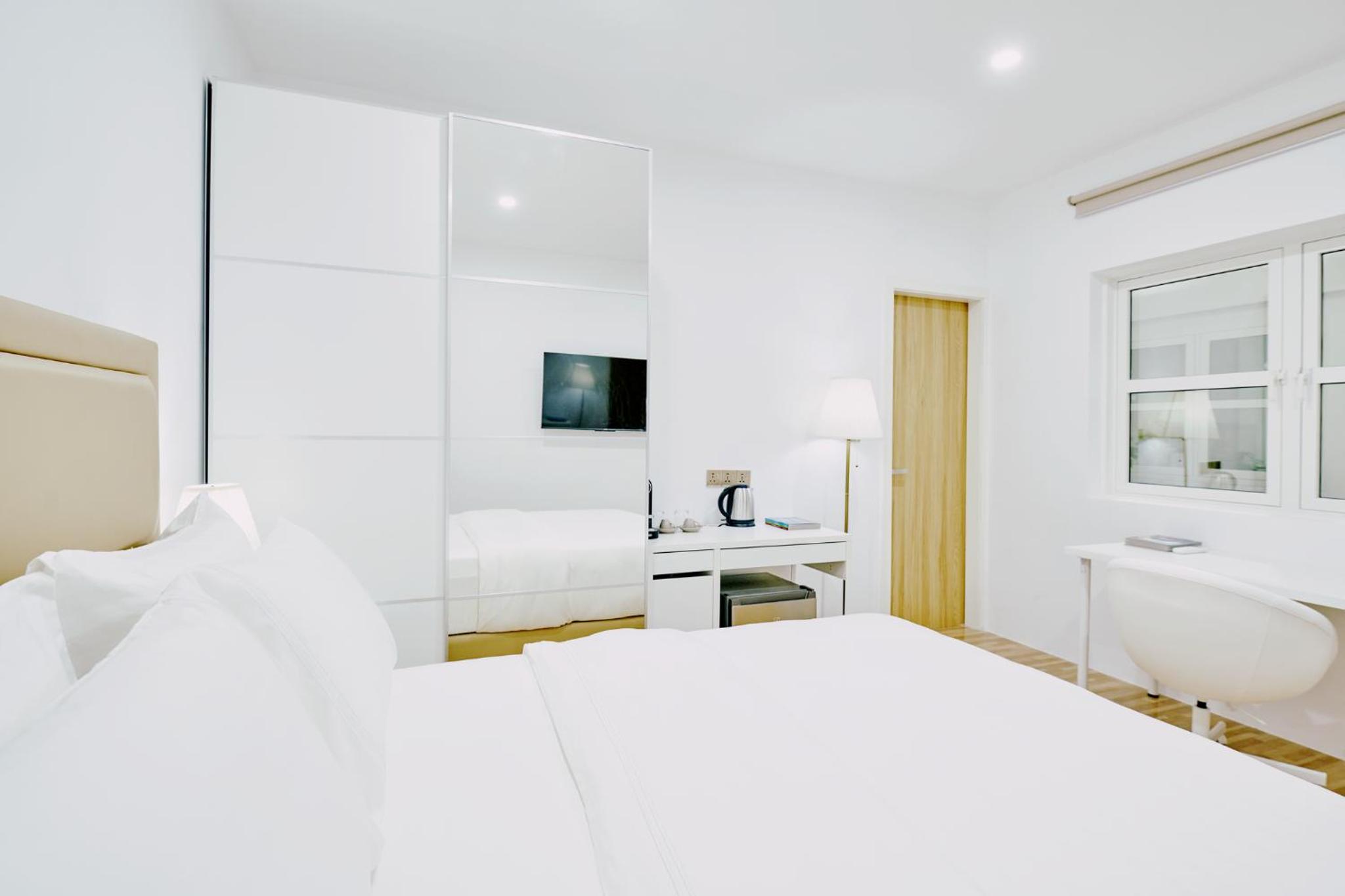 Standard Queen Room photo 3