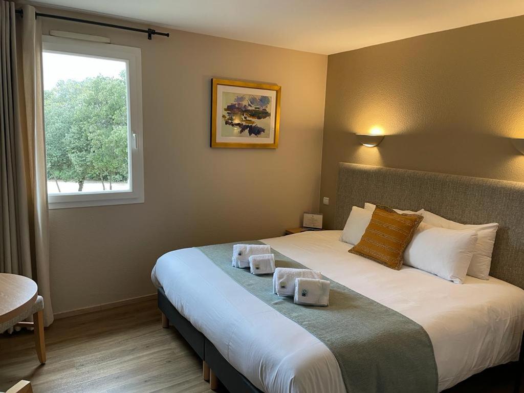Deluxe Double or Twin Room photo 3