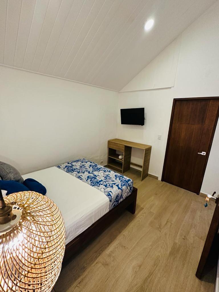 Double Room - Photo 18