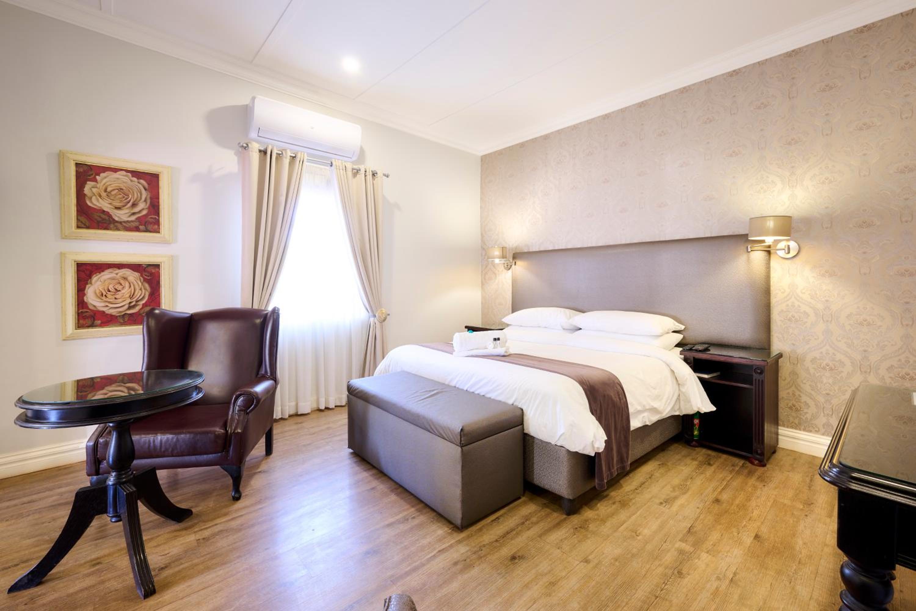 King Suite photo 2