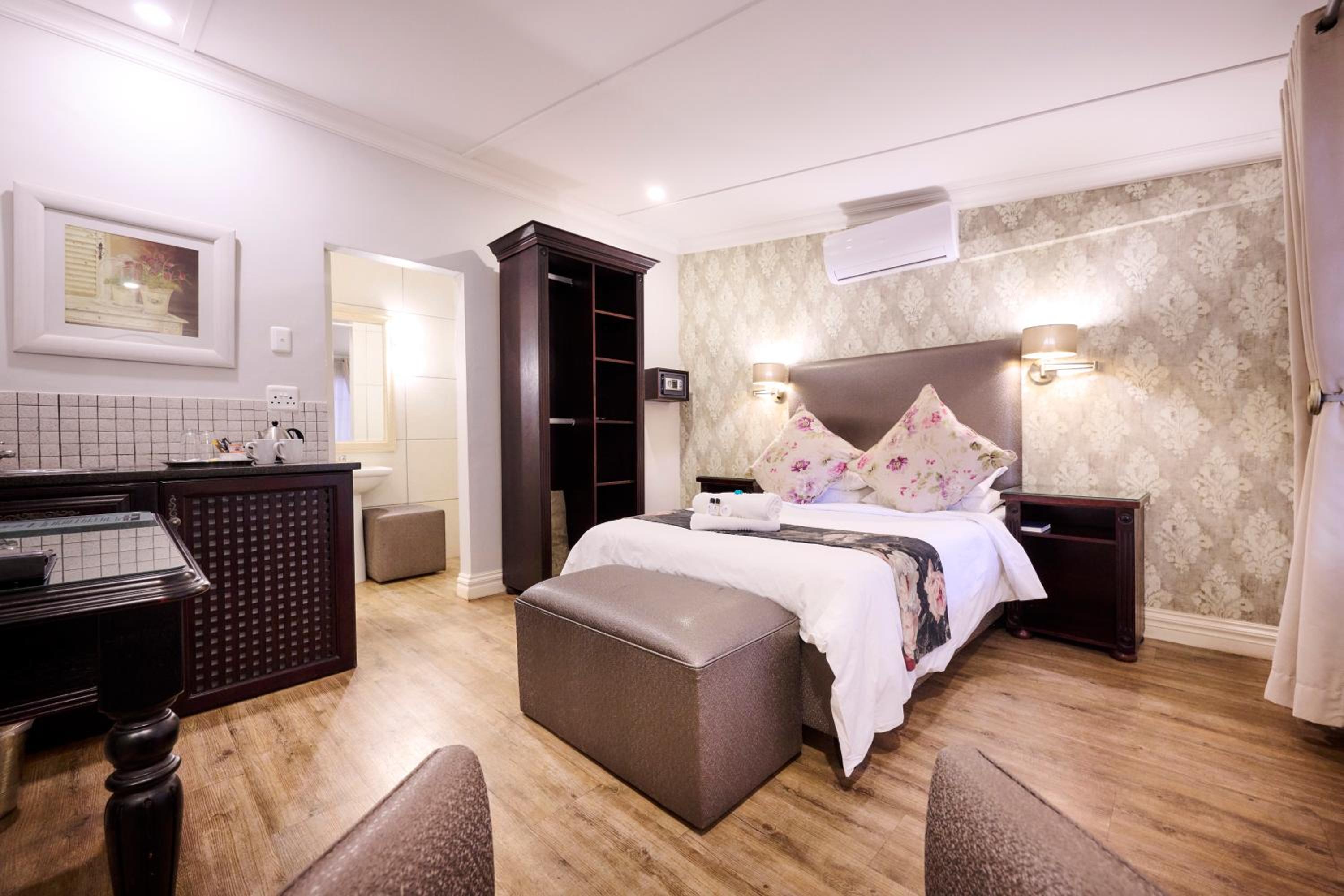 King Suite photo 1