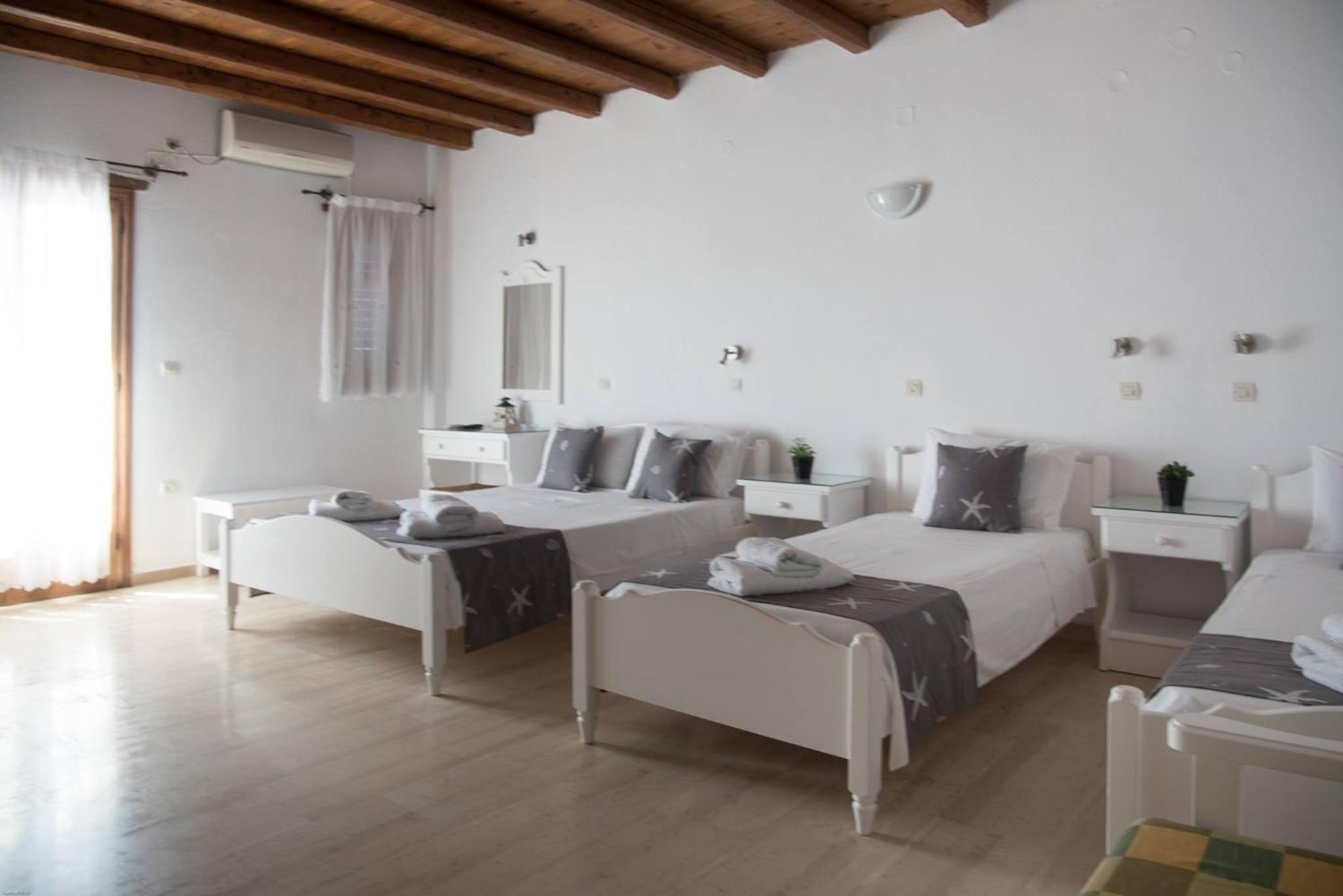 Quadruple Room with Mountain View