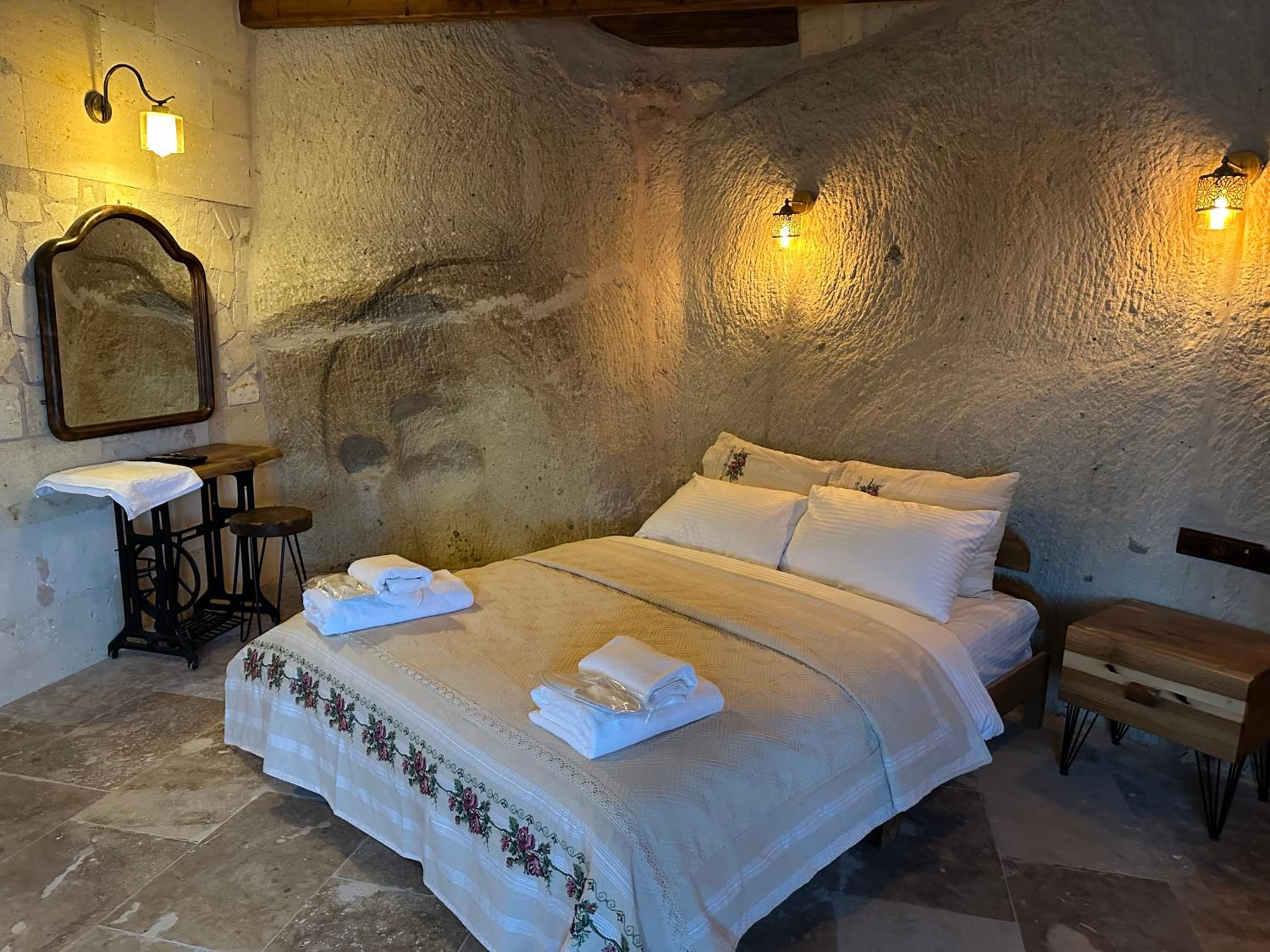 Double Room with Mountain View
