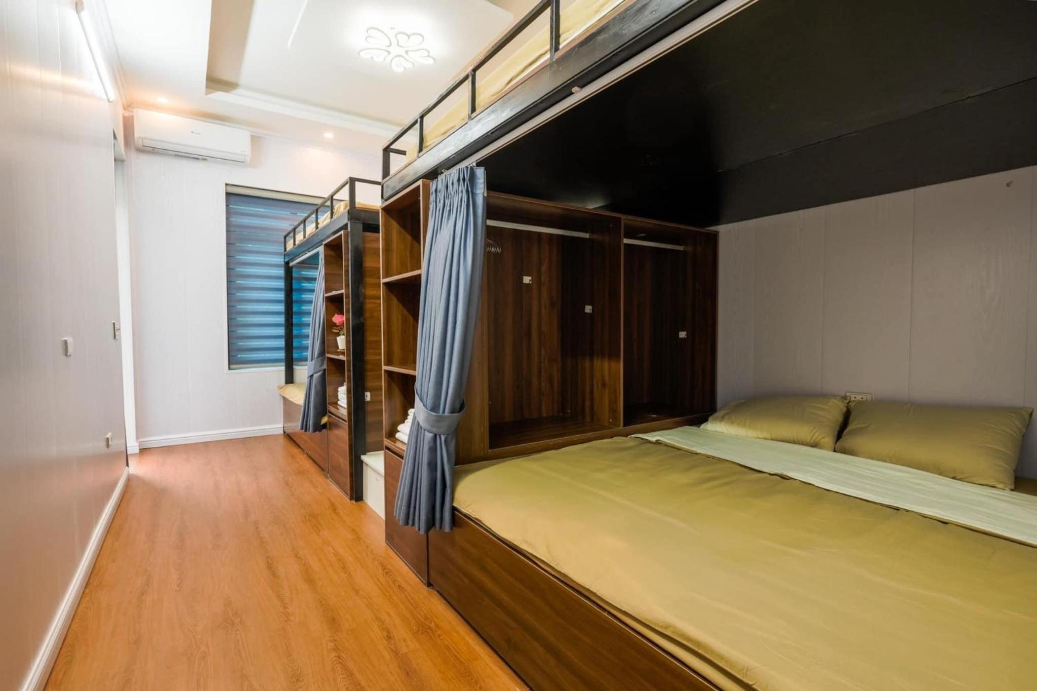 4-Bed Mixed Dormitory Room