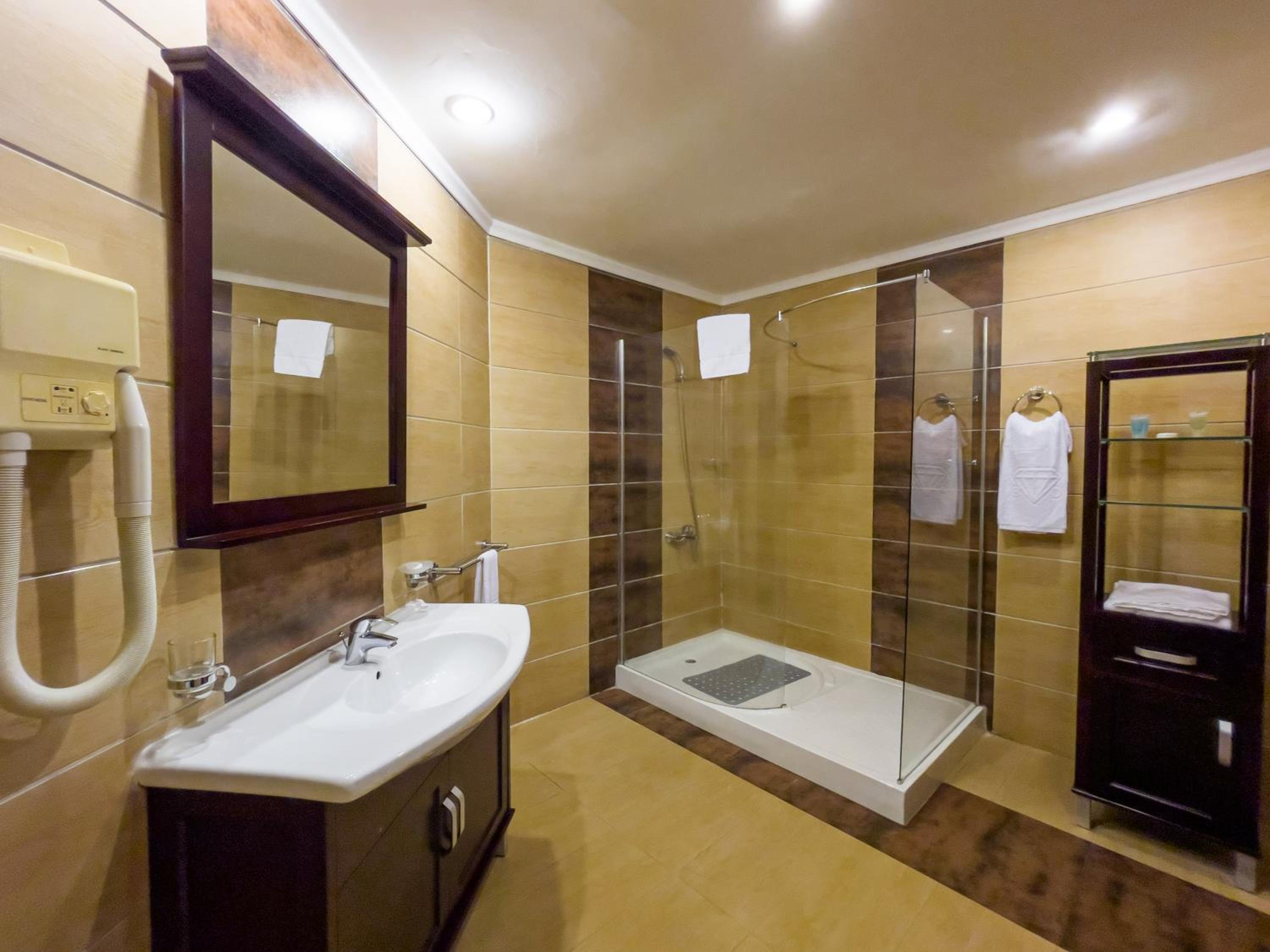 Double or Twin Room photo 2