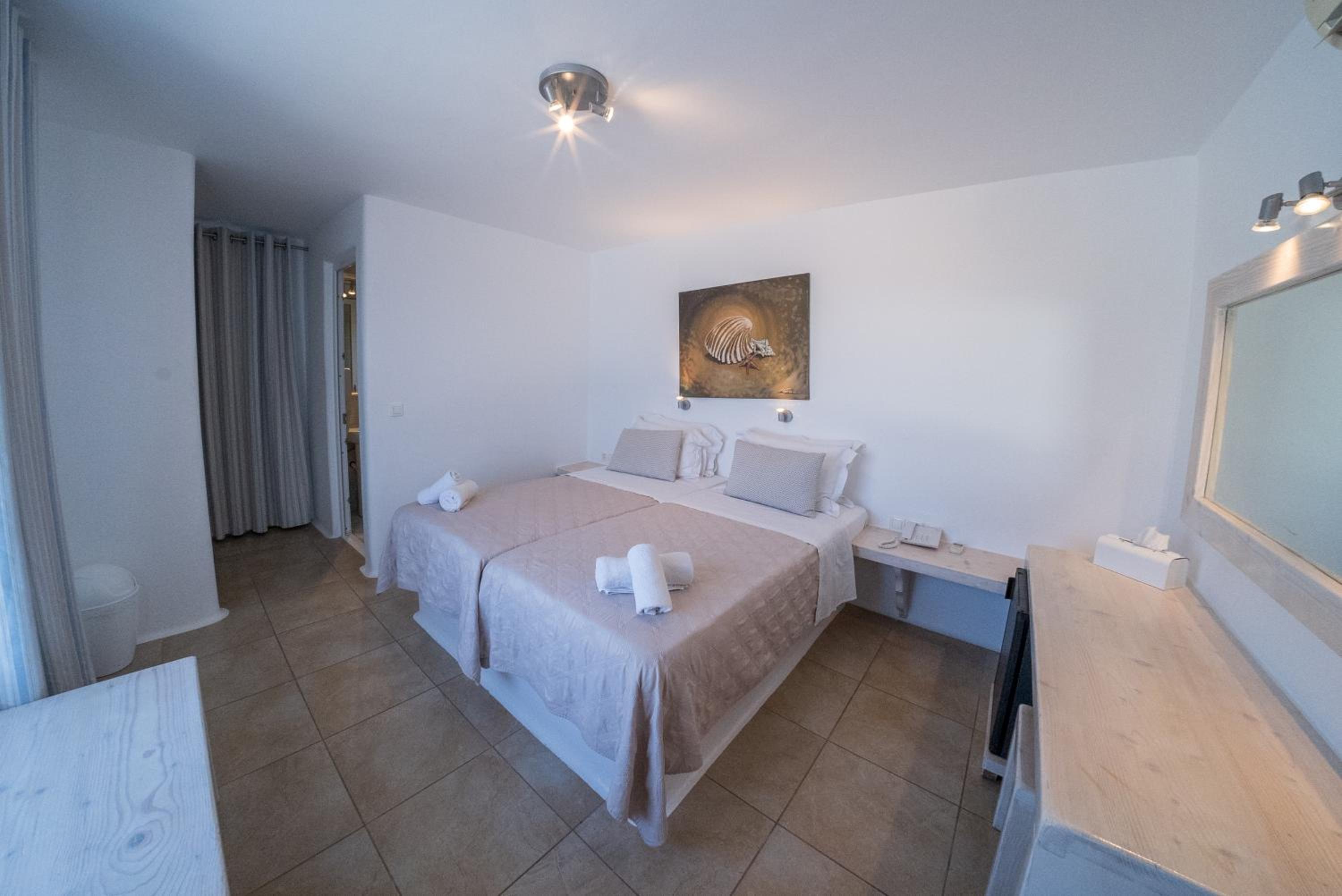 Superior Double Room - Photo 10