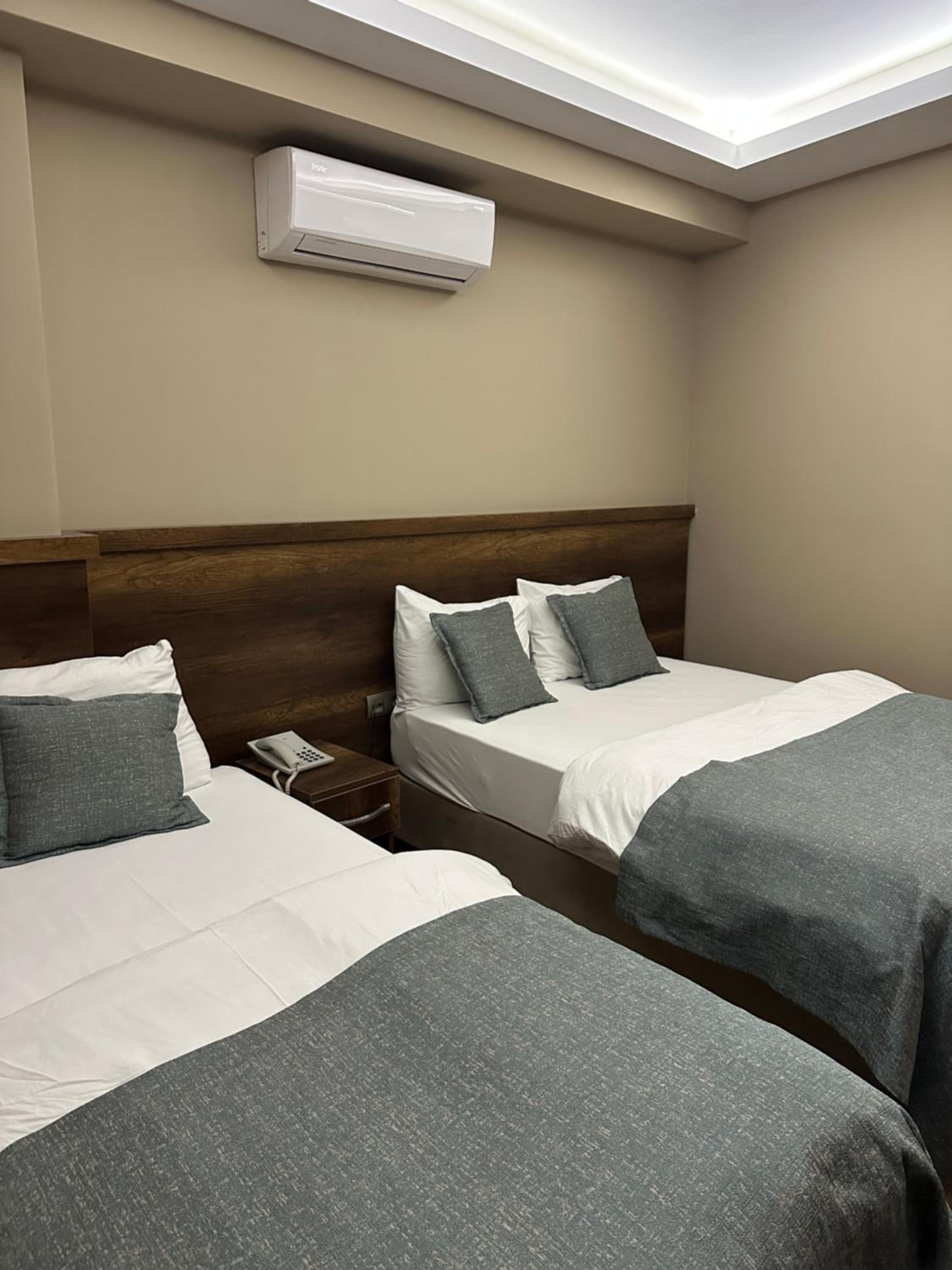 Deluxe Queen Room photo 1