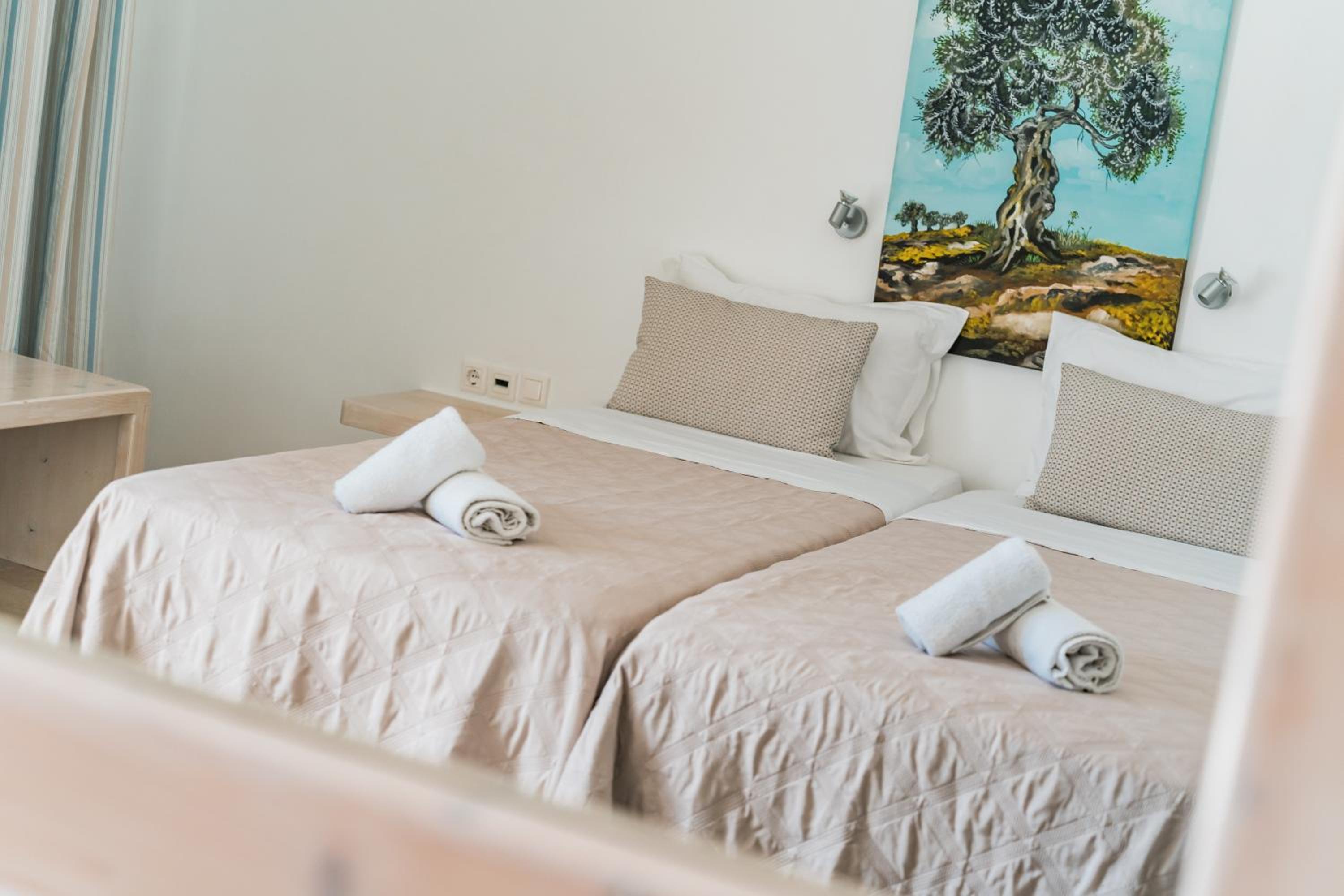 Superior Double Room - Photo 3