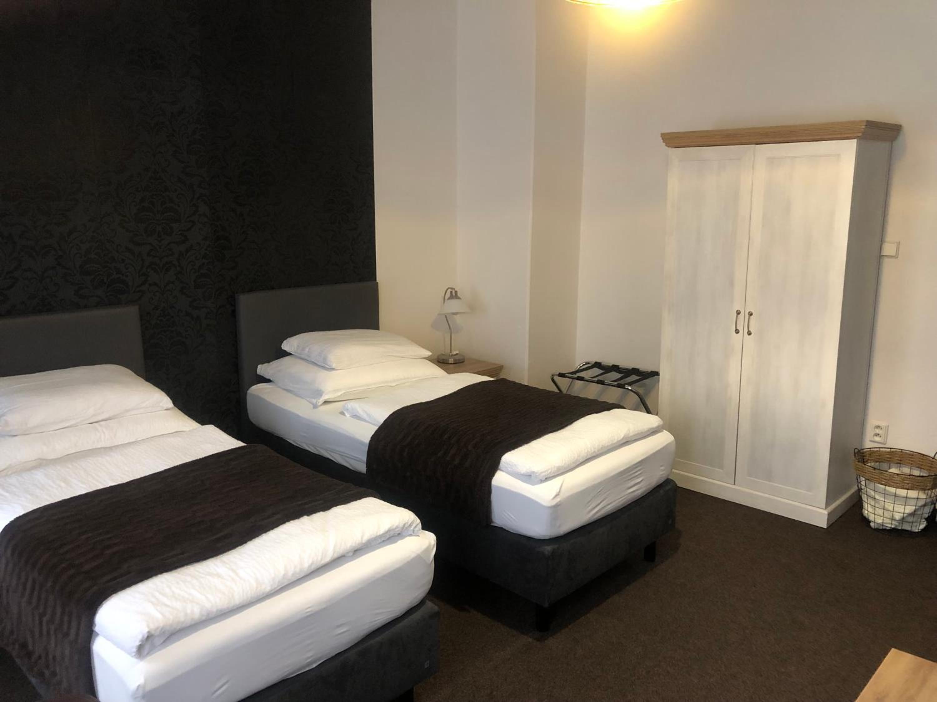 Superior Twin Room photo 3