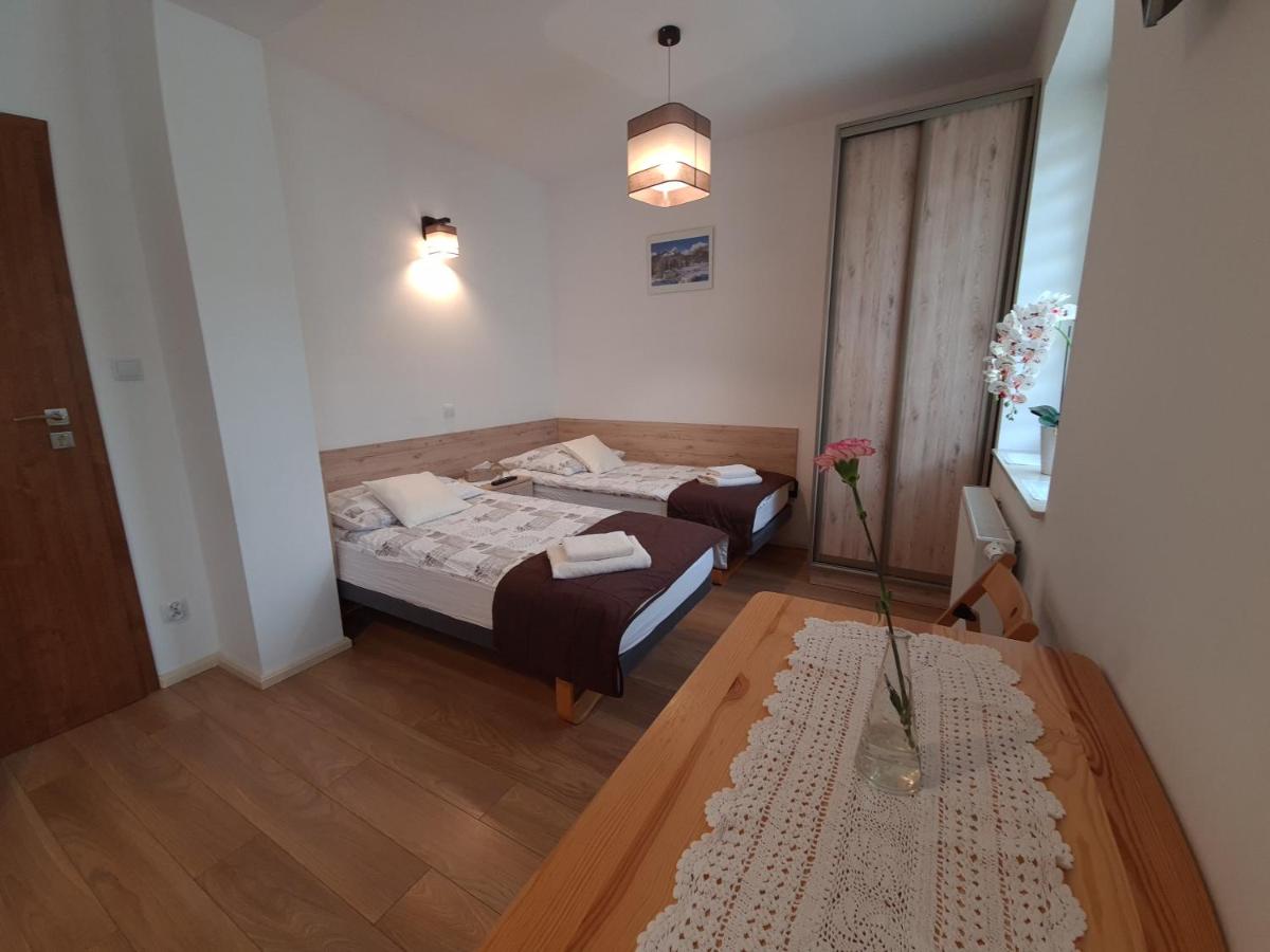 Double or Twin Room with City View photo 1