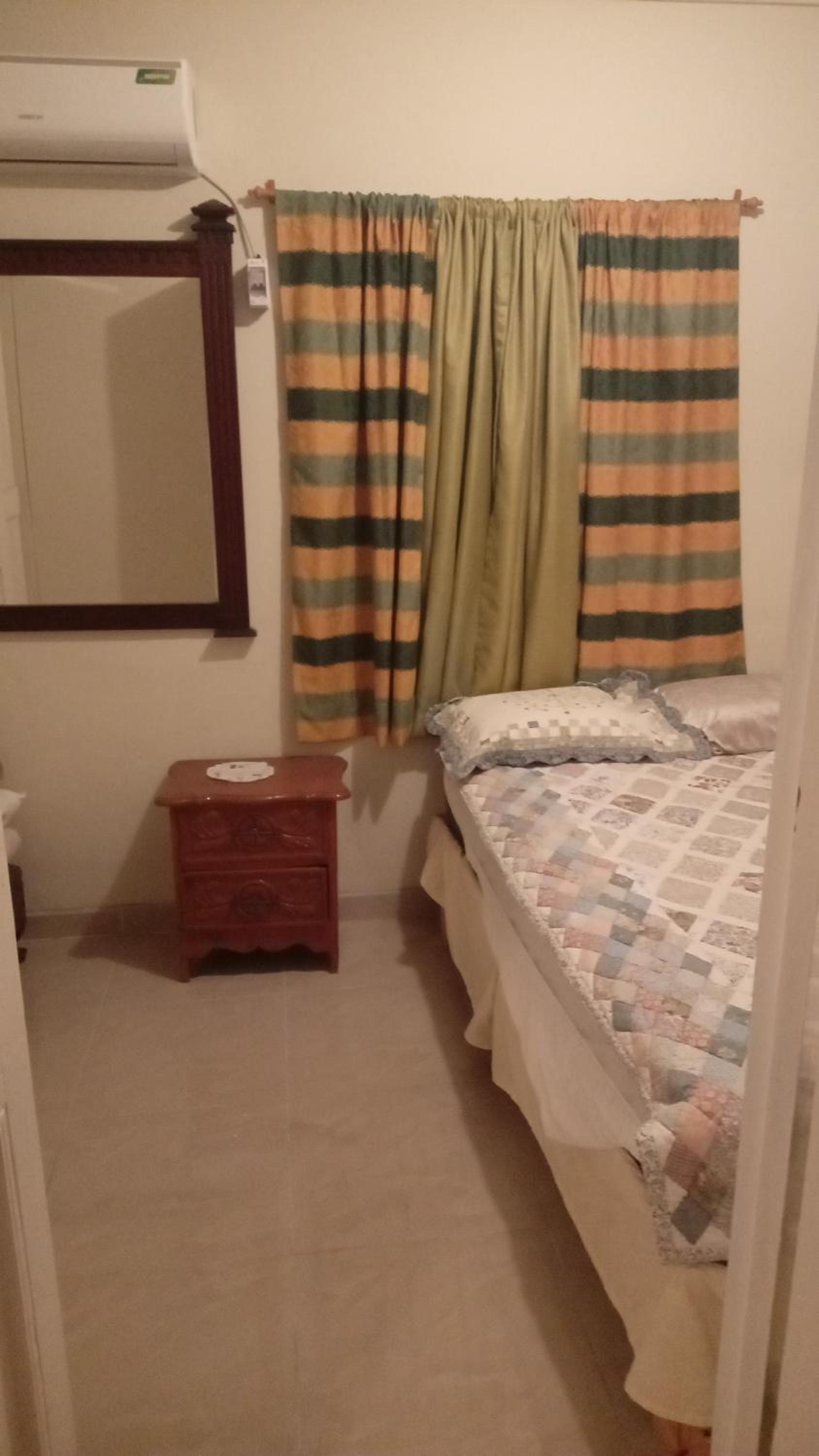Three-Bedroom House photo 3