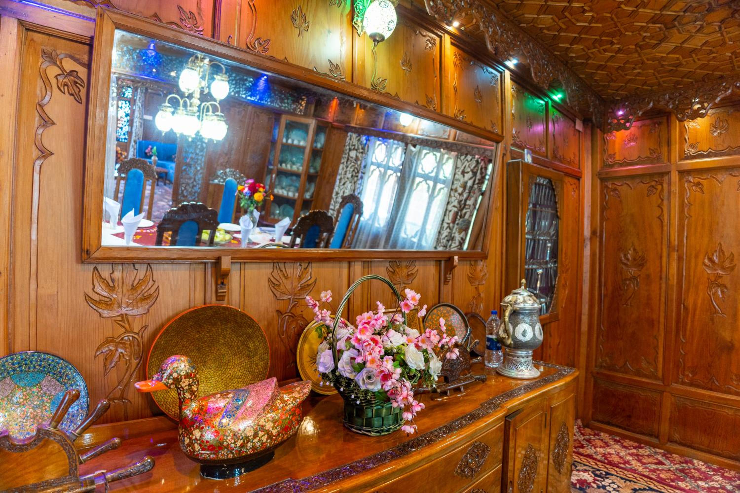 Standard King Room - Photo 2