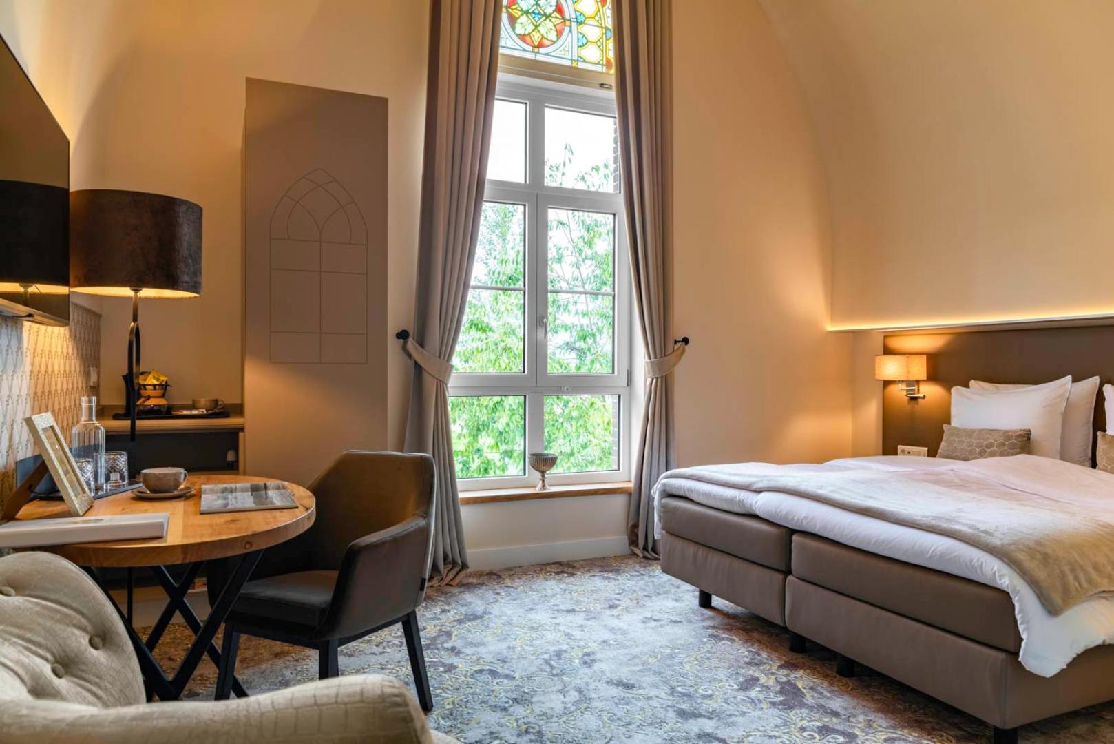 Twin Room - Photo 1