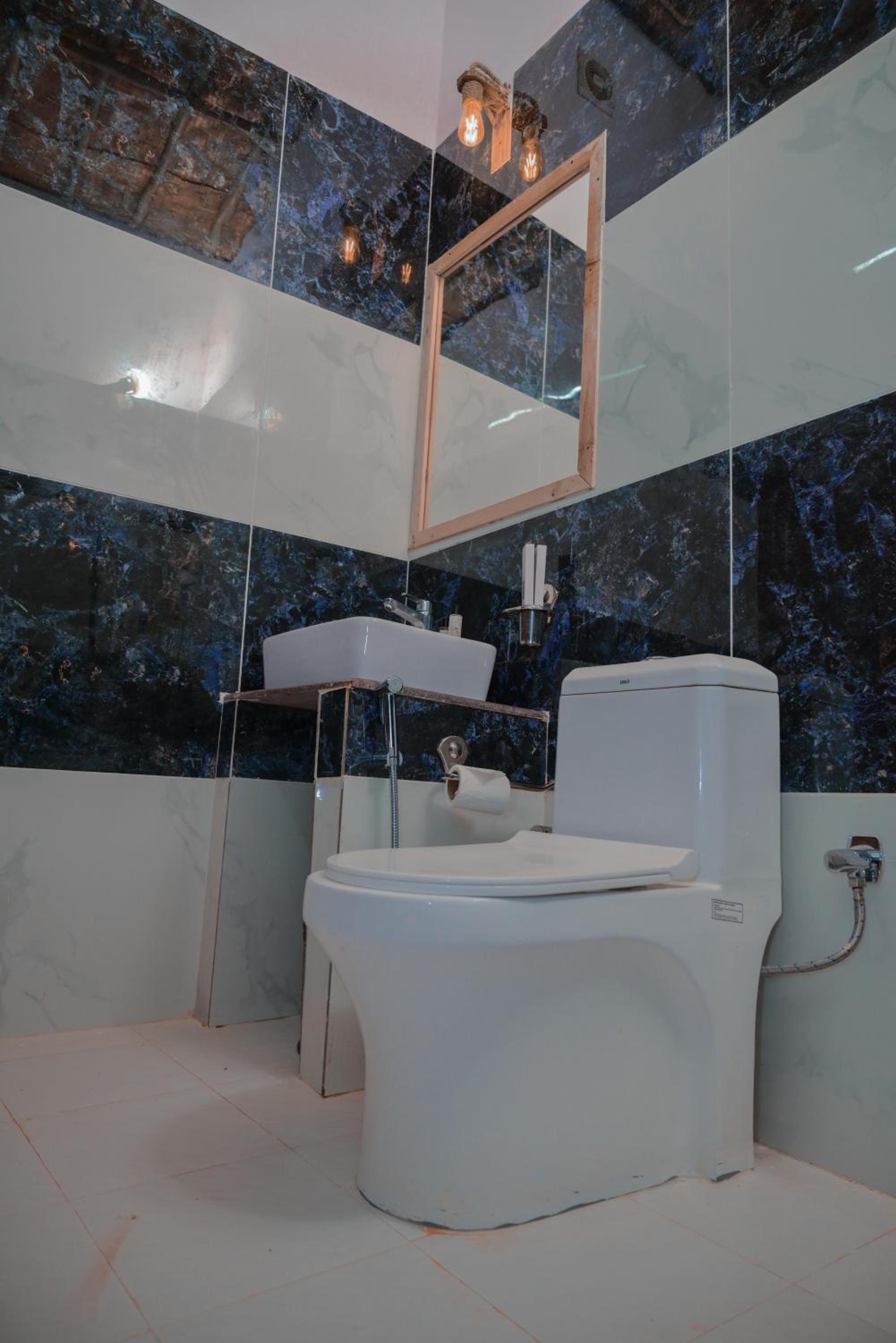 Deluxe Double Room with Bath photo 3