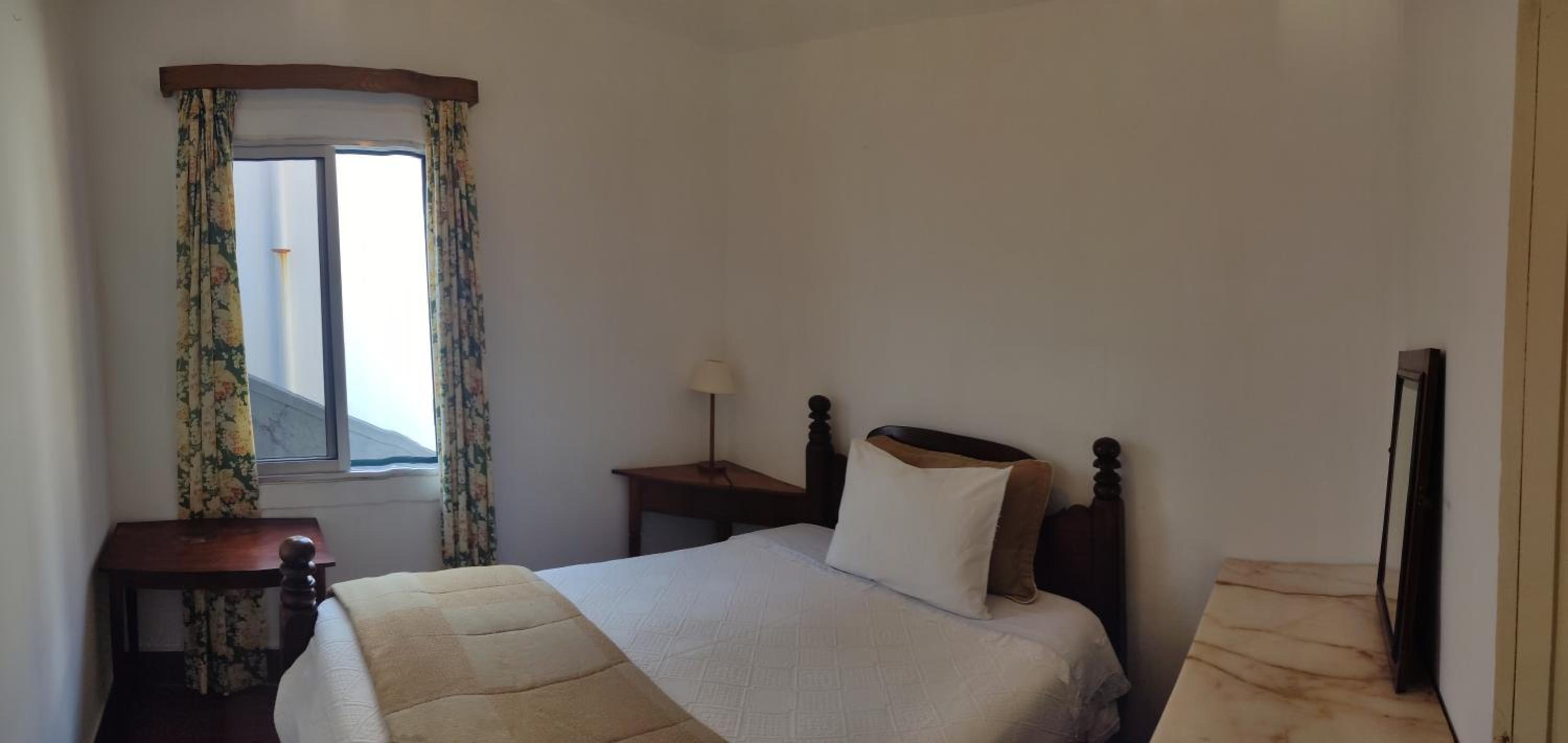 Budget Double Room photo 2