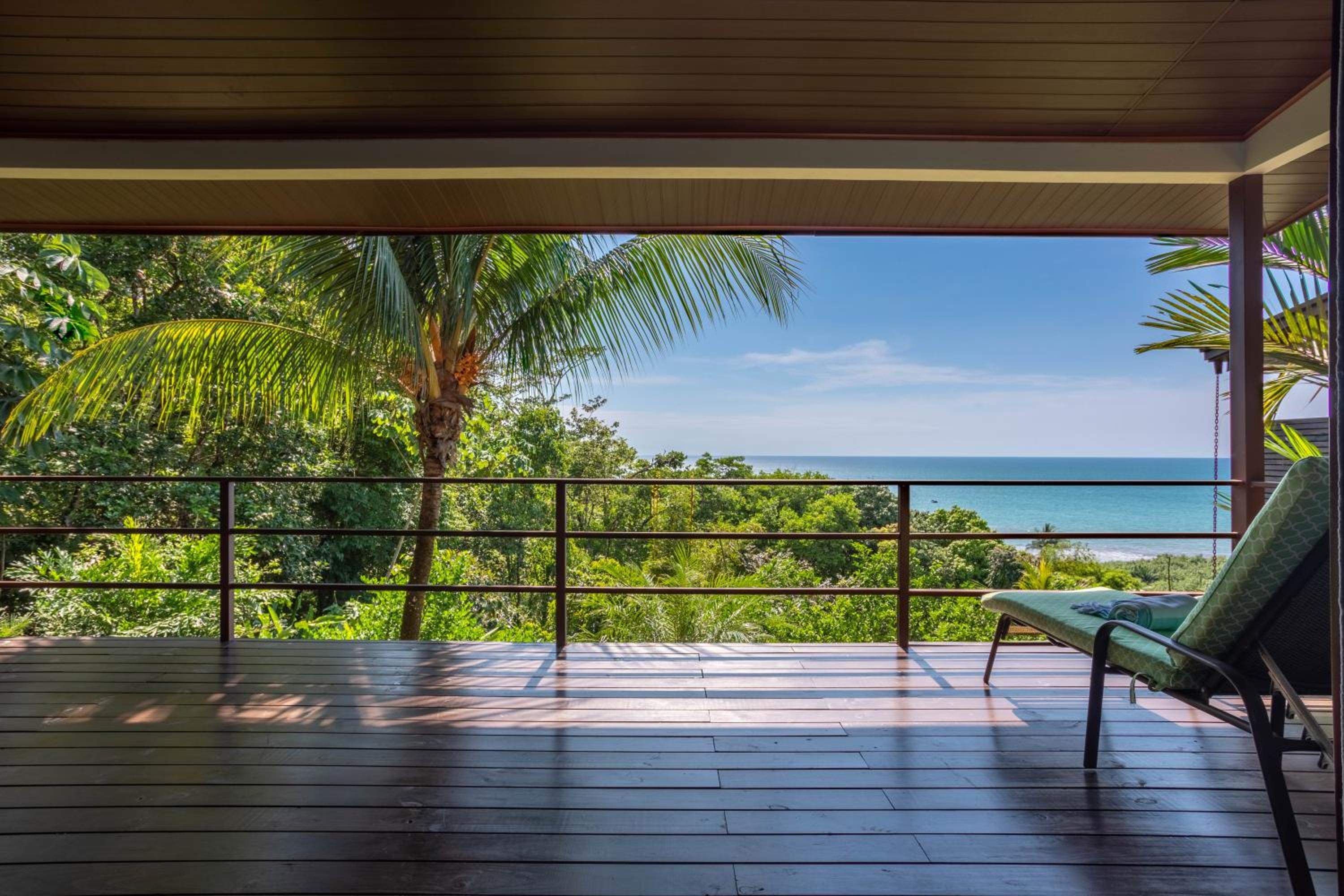 Deluxe Double Room with Sea View photo 2