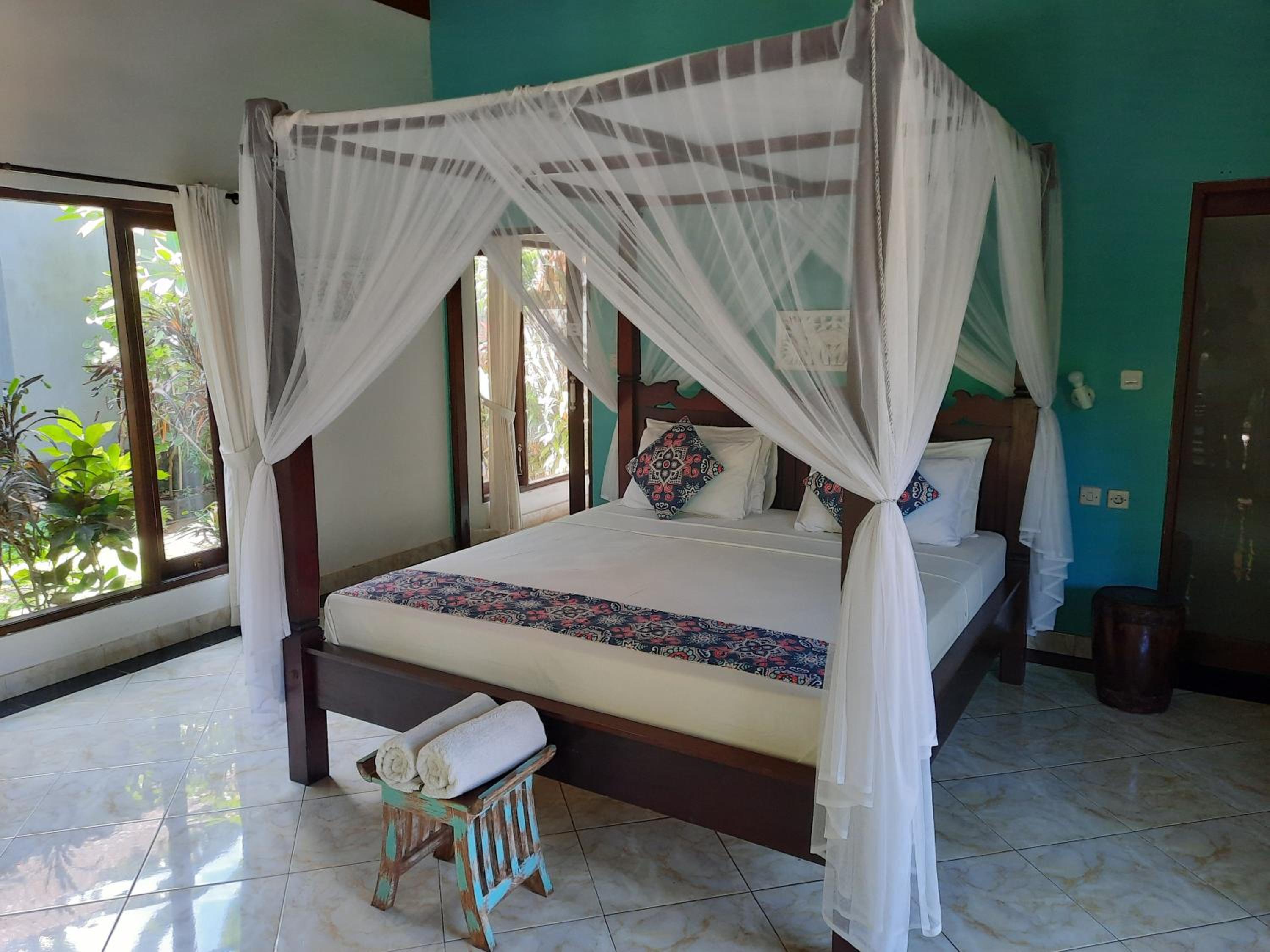 Quadruple Room with Garden View - Photo 19