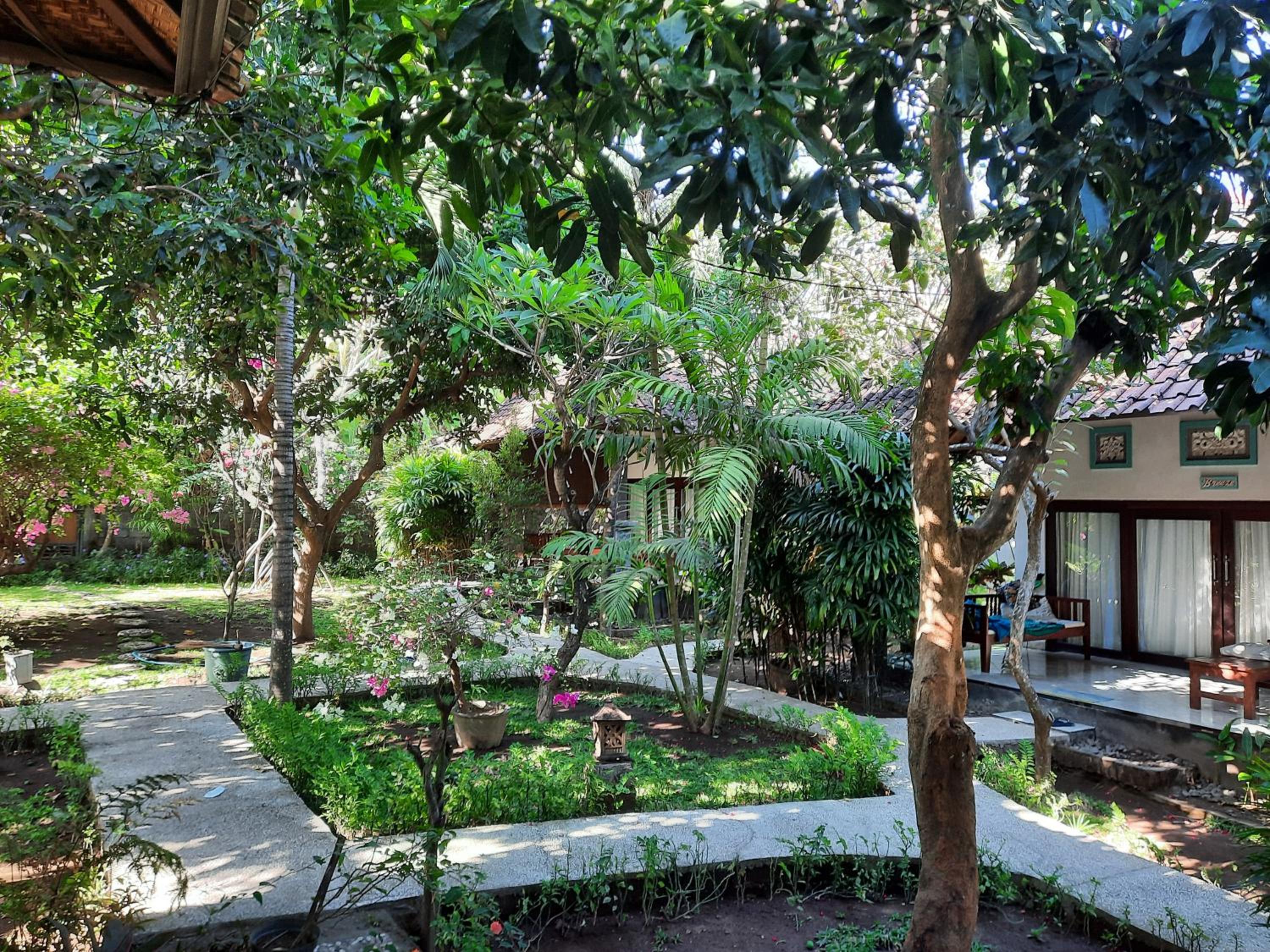Double Room with Garden View - Photo 6