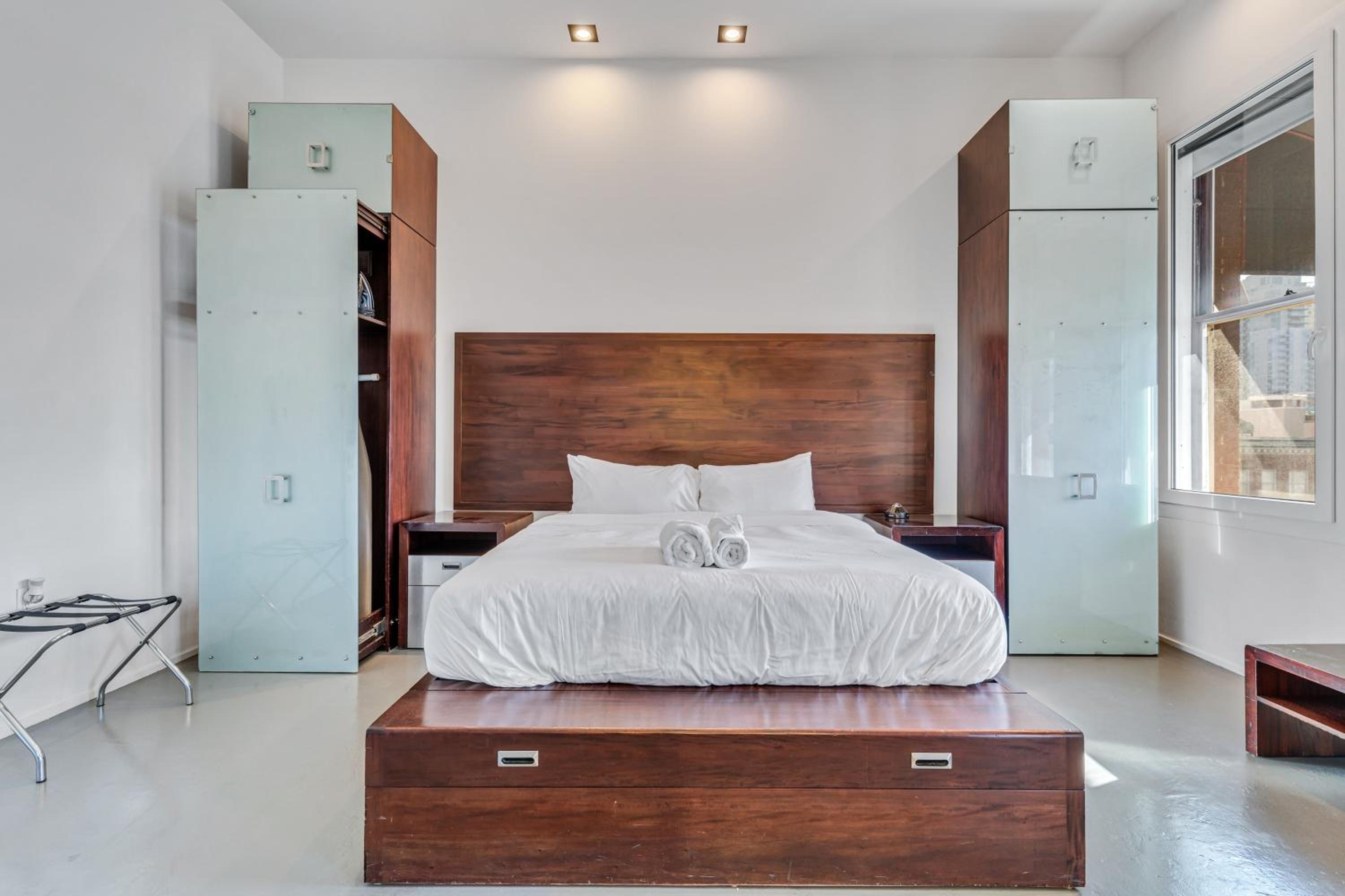 Standard King Room  (Self Check-in)