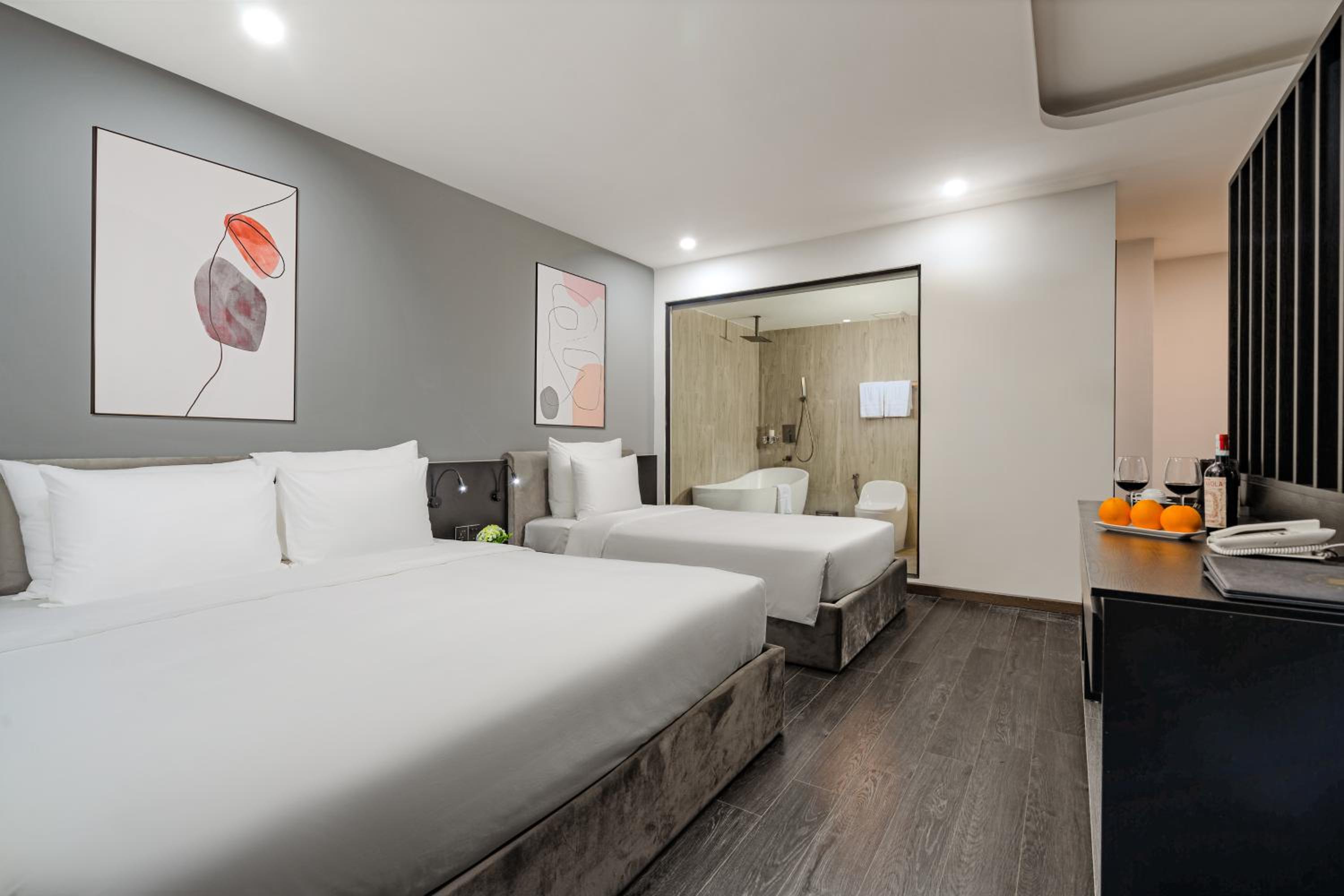 Family Suite - Photo 2