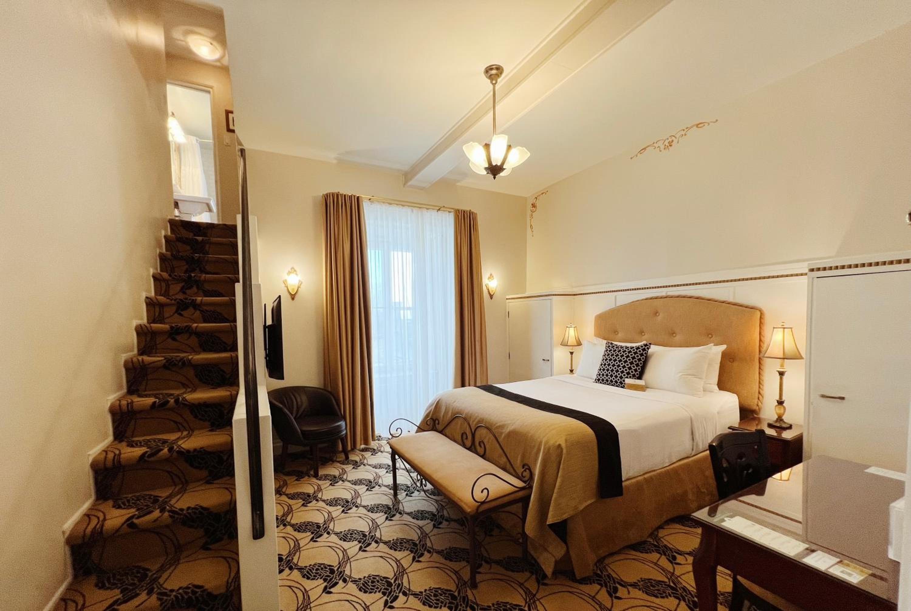 Classic Room