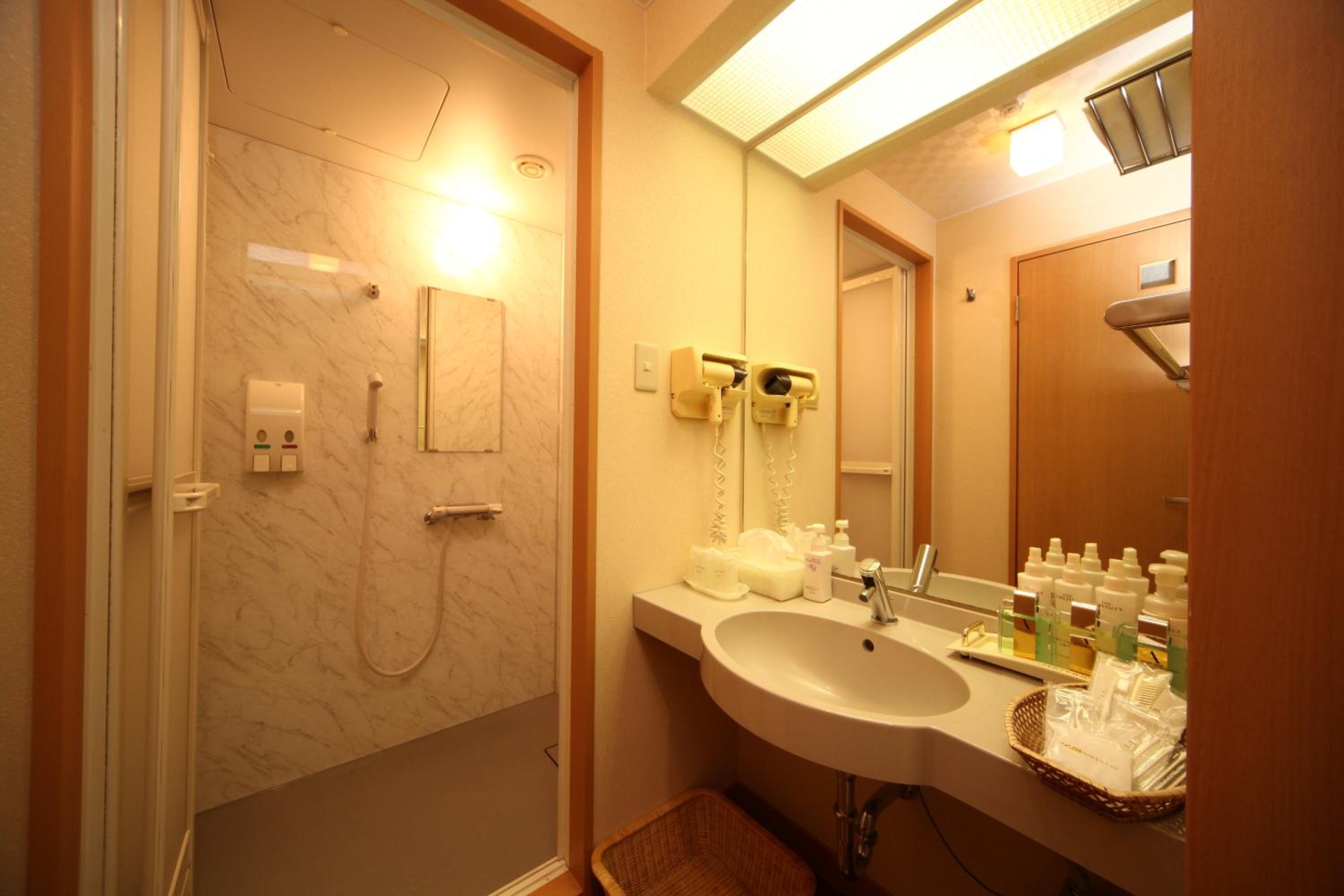 Twin Room with Tatami Area photo 2