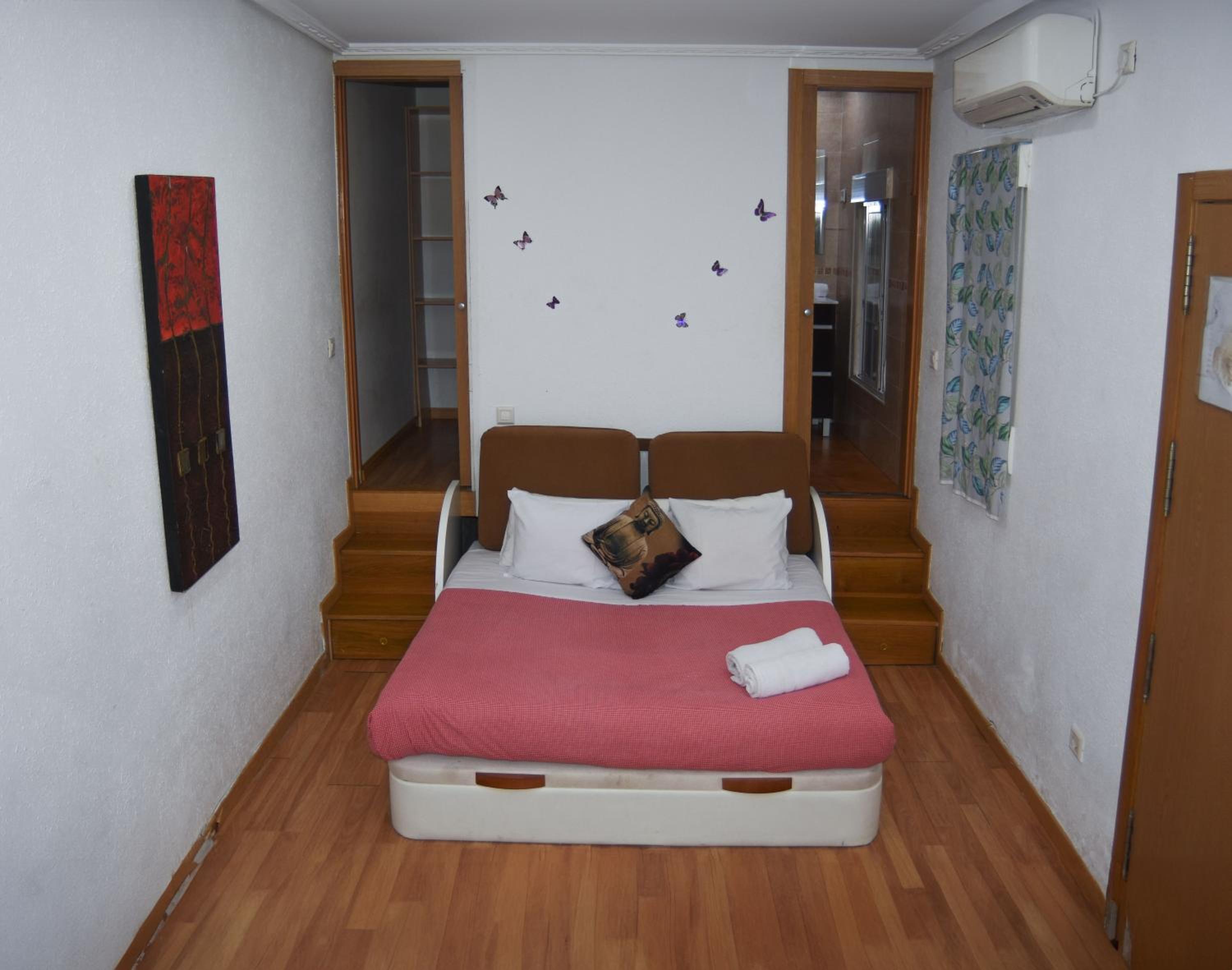 Apartment - Photo 1