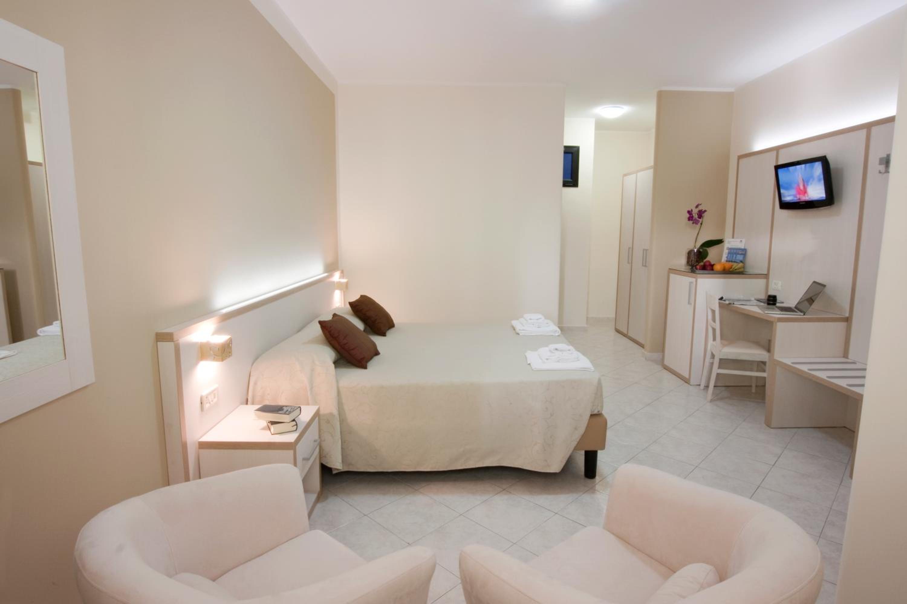 Comfort Double or Twin Room - Photo 8