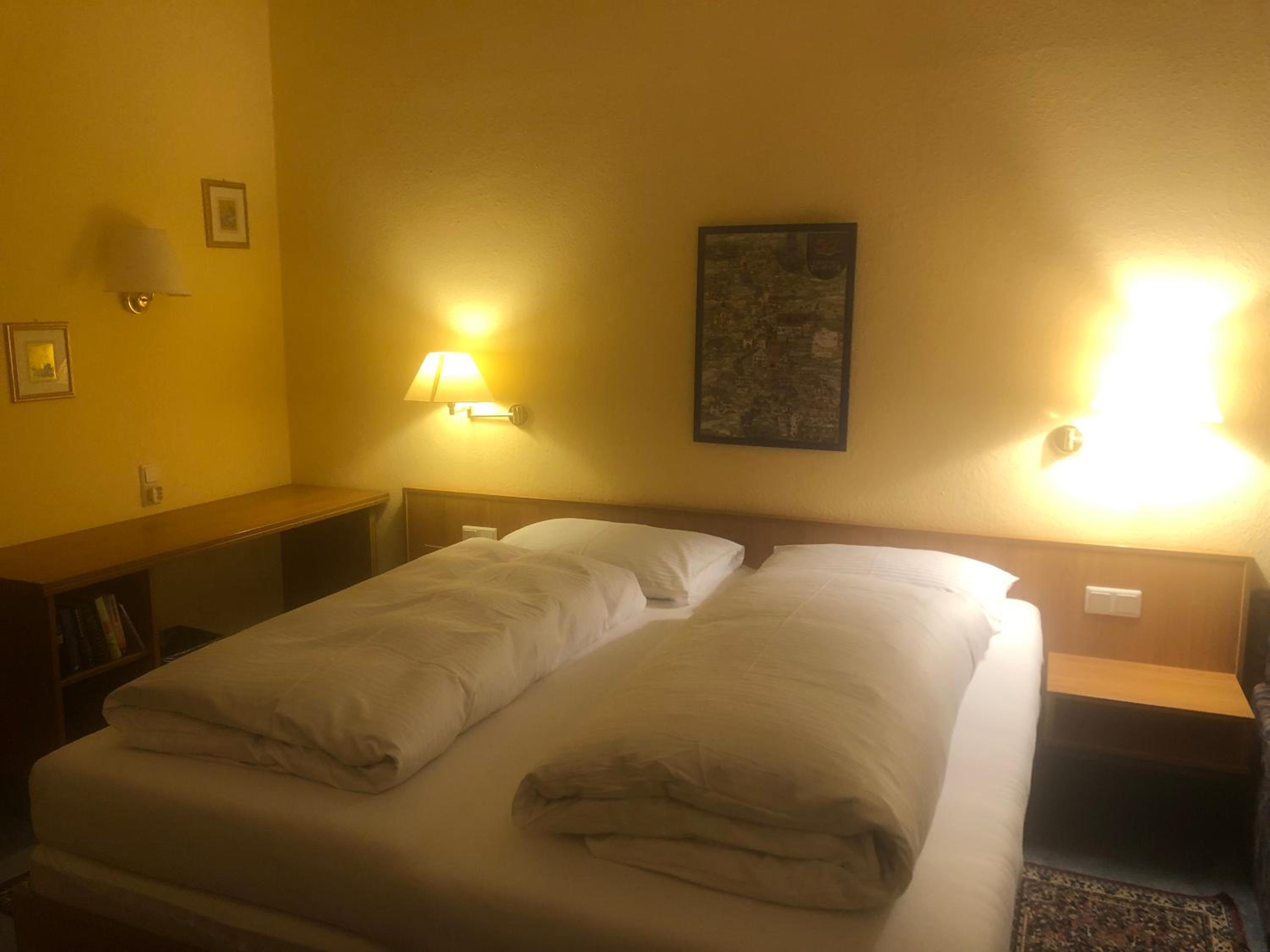 Double Room with Private Bathroom photo 2