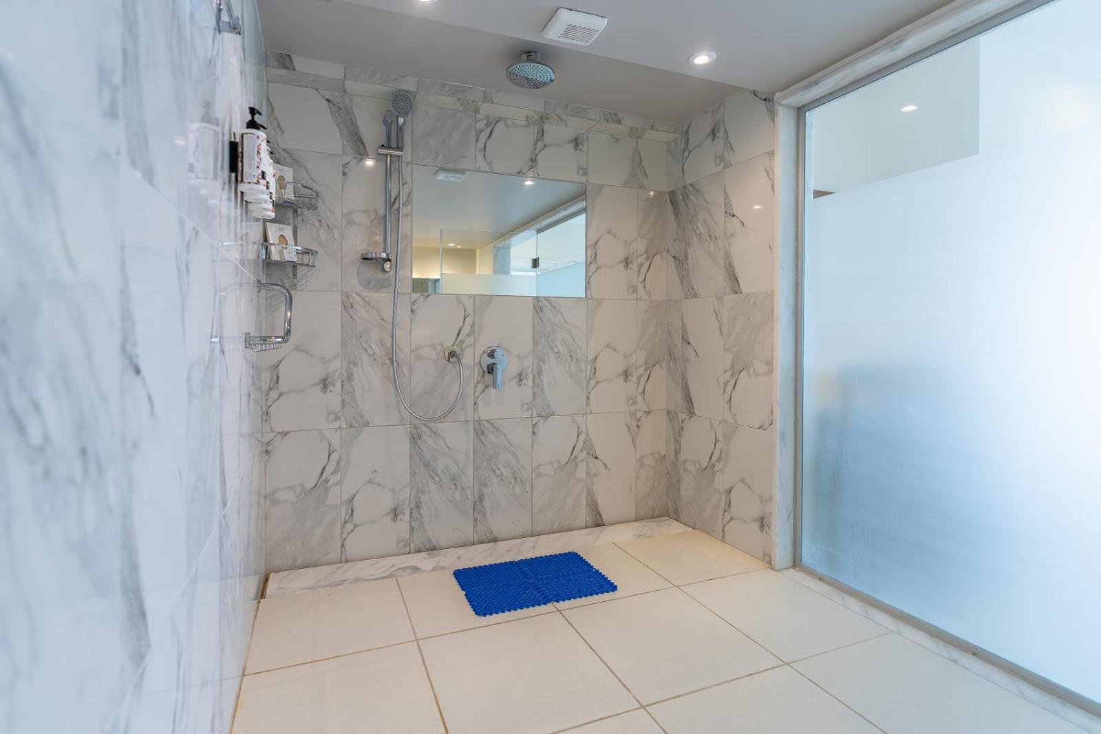 Panoramic suite - Photo 3