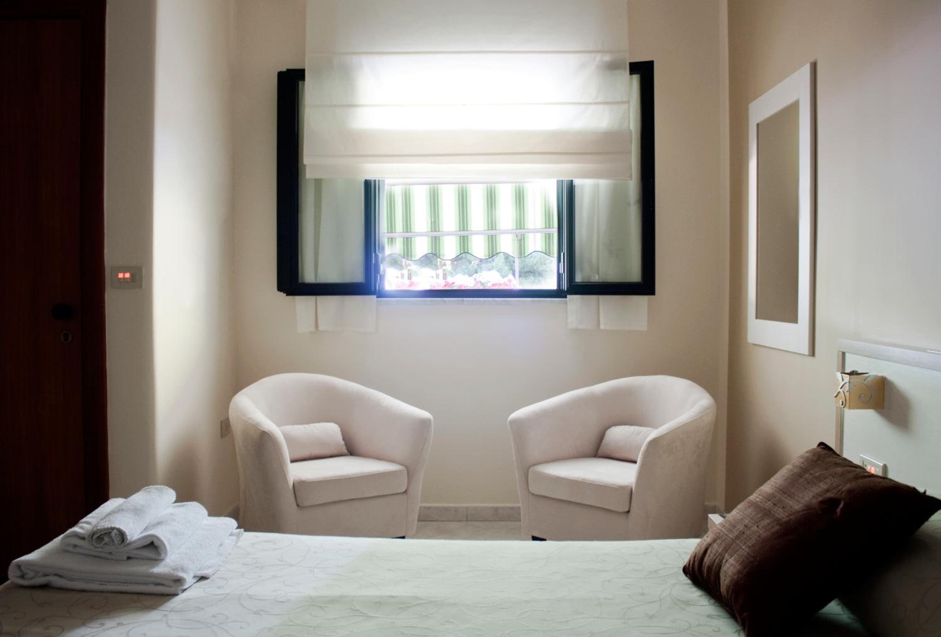 Comfort Double or Twin Room - Photo 9