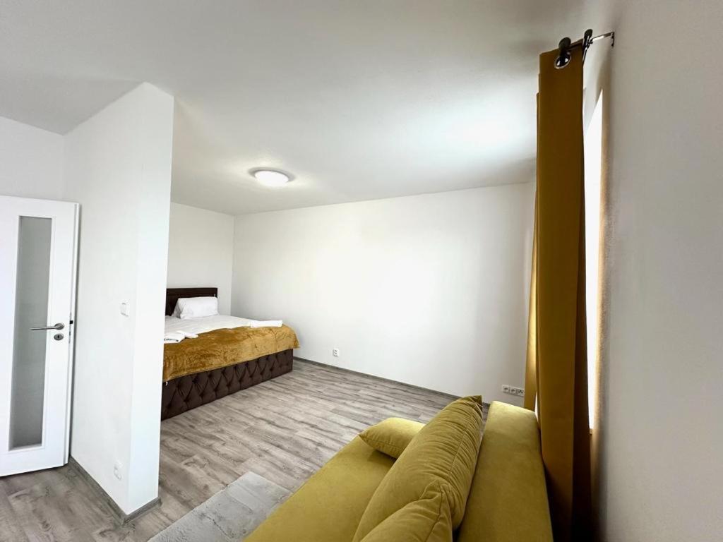 One-Bedroom Apartment photo 3