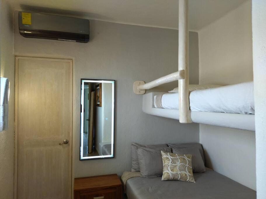 Three-Bedroom Villa photo 1