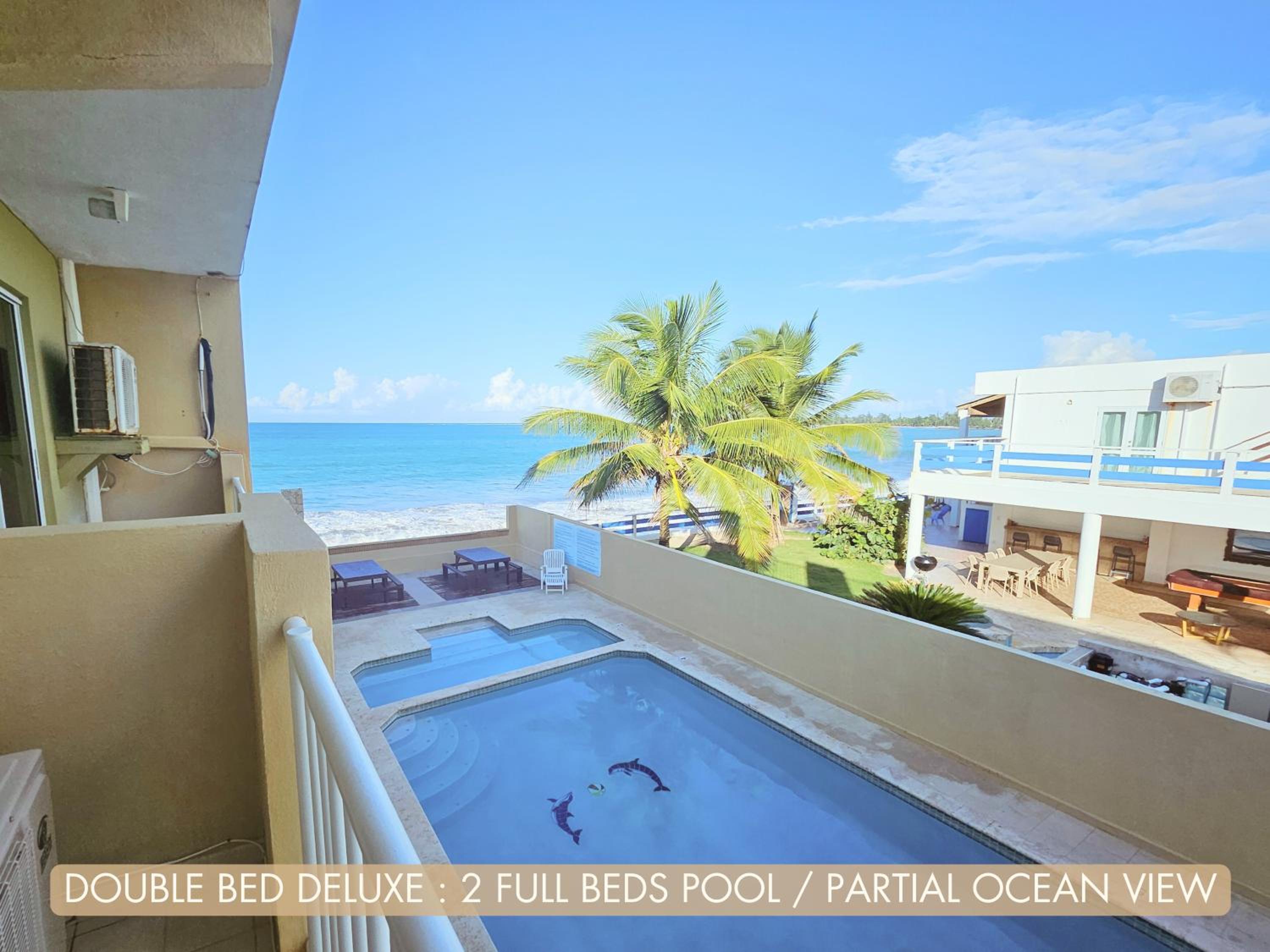 Deluxe Double Room with Balcony photo 3