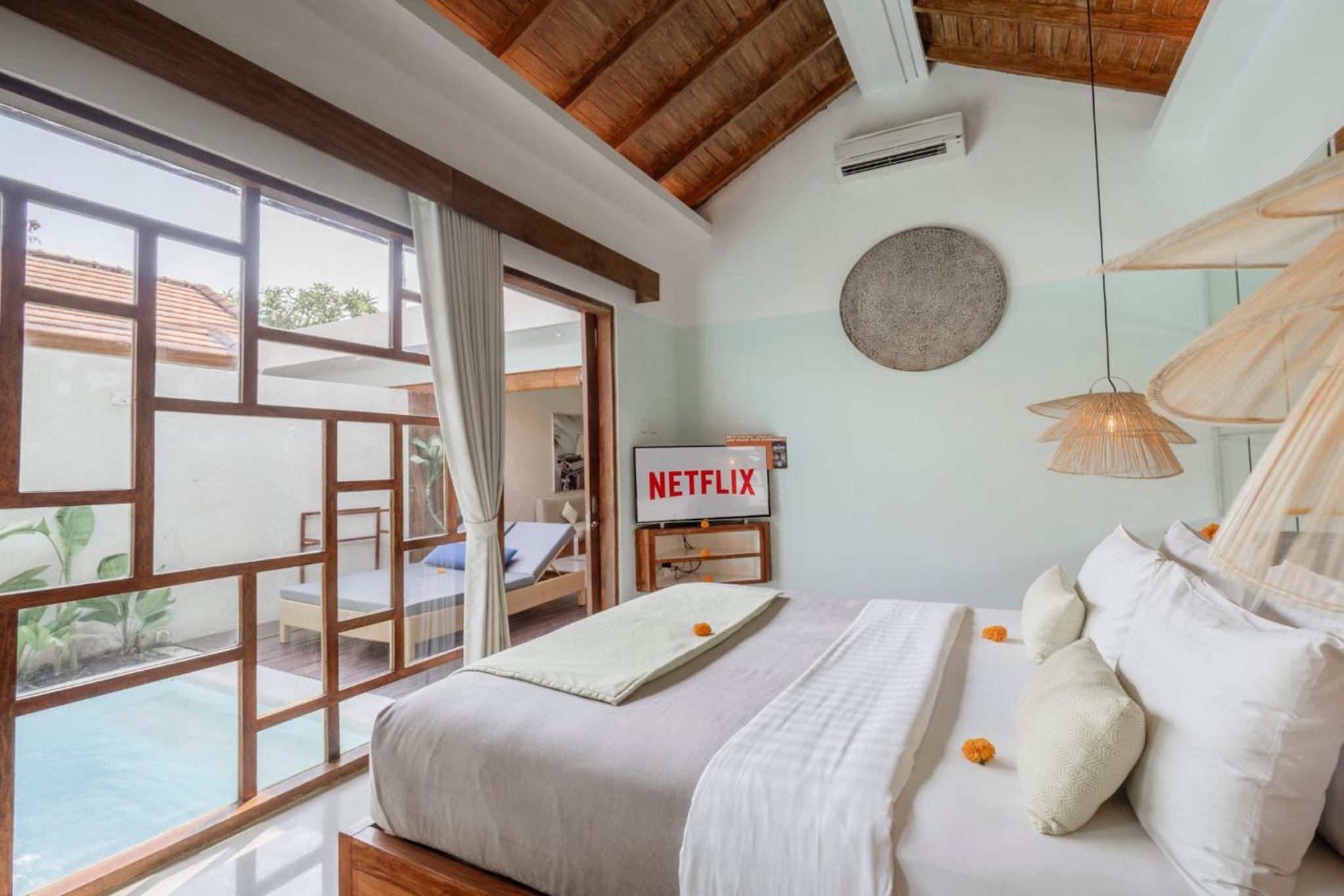 Villa Deluxe