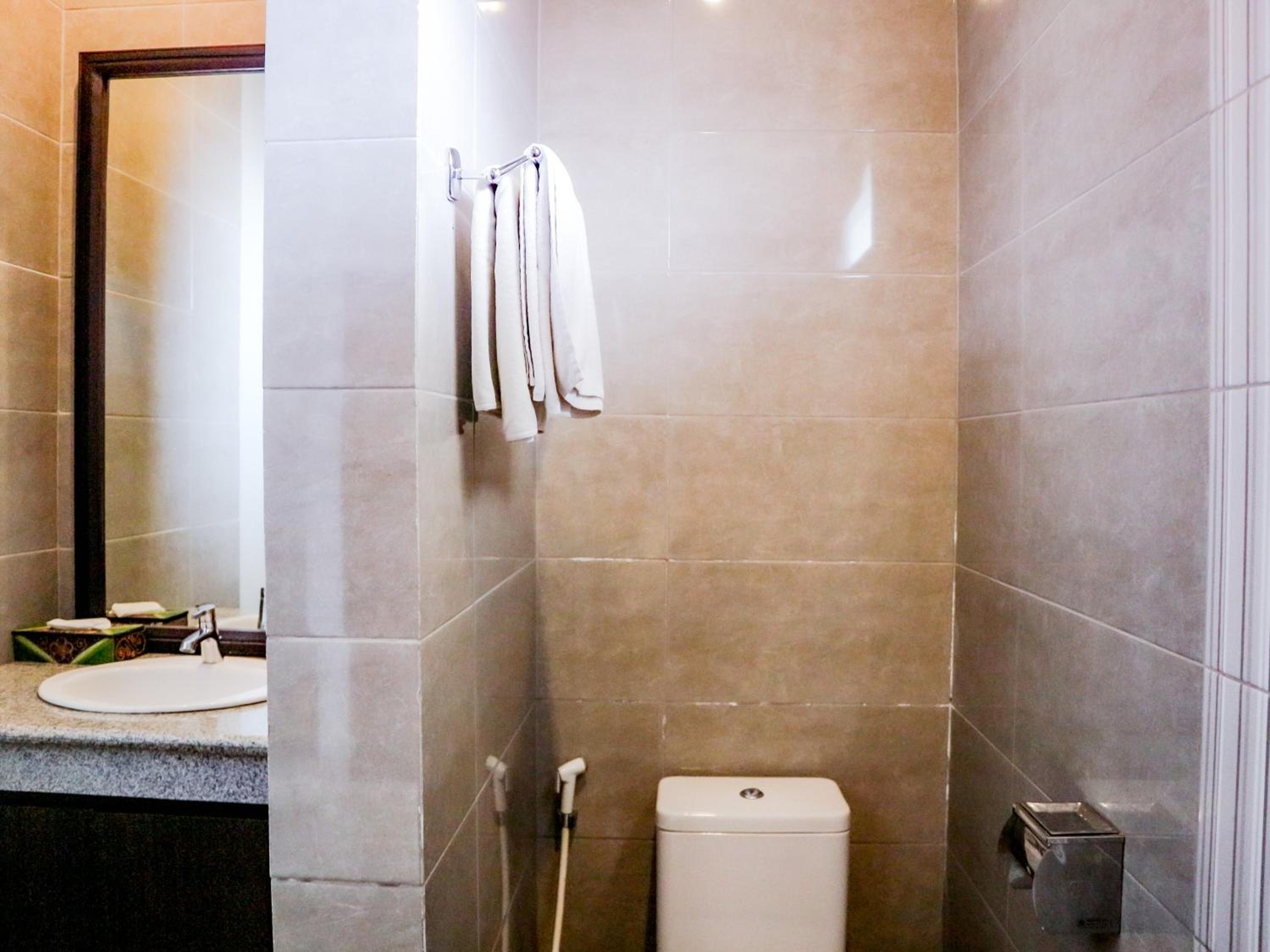 Budget Double Room photo 2