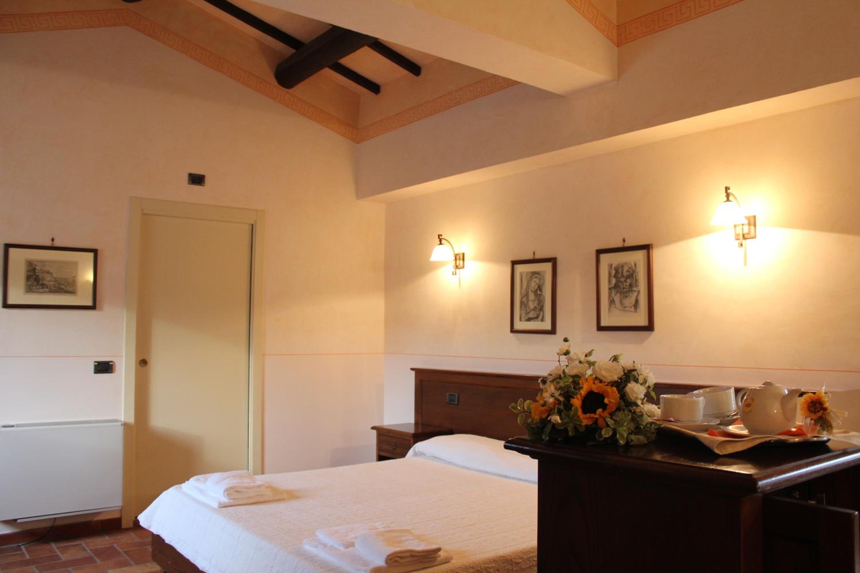Quadruple Room - Photo 6