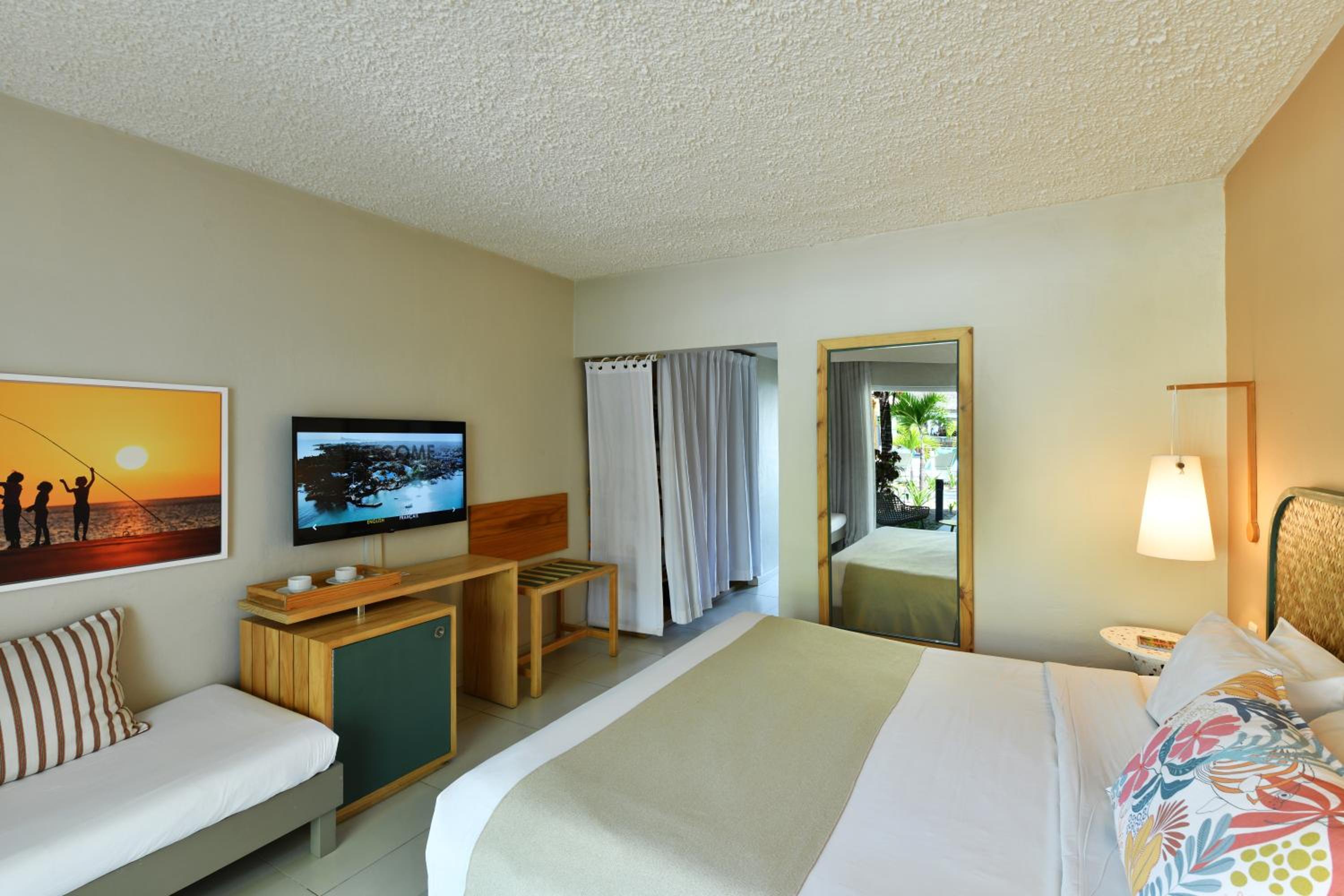 Comfort Room - Photo 1